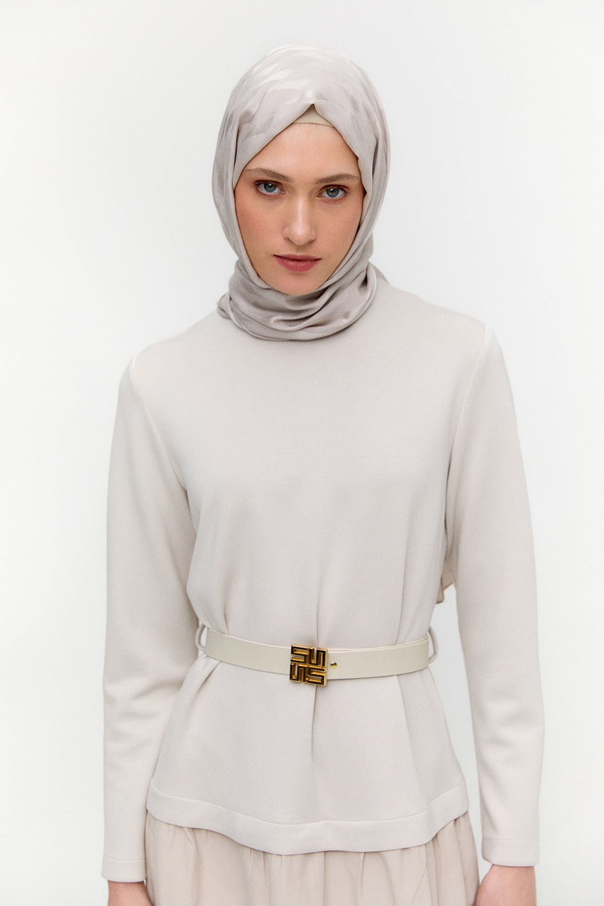 Logo Kemerli Büzgülü Elbise, Tesettür Giyim