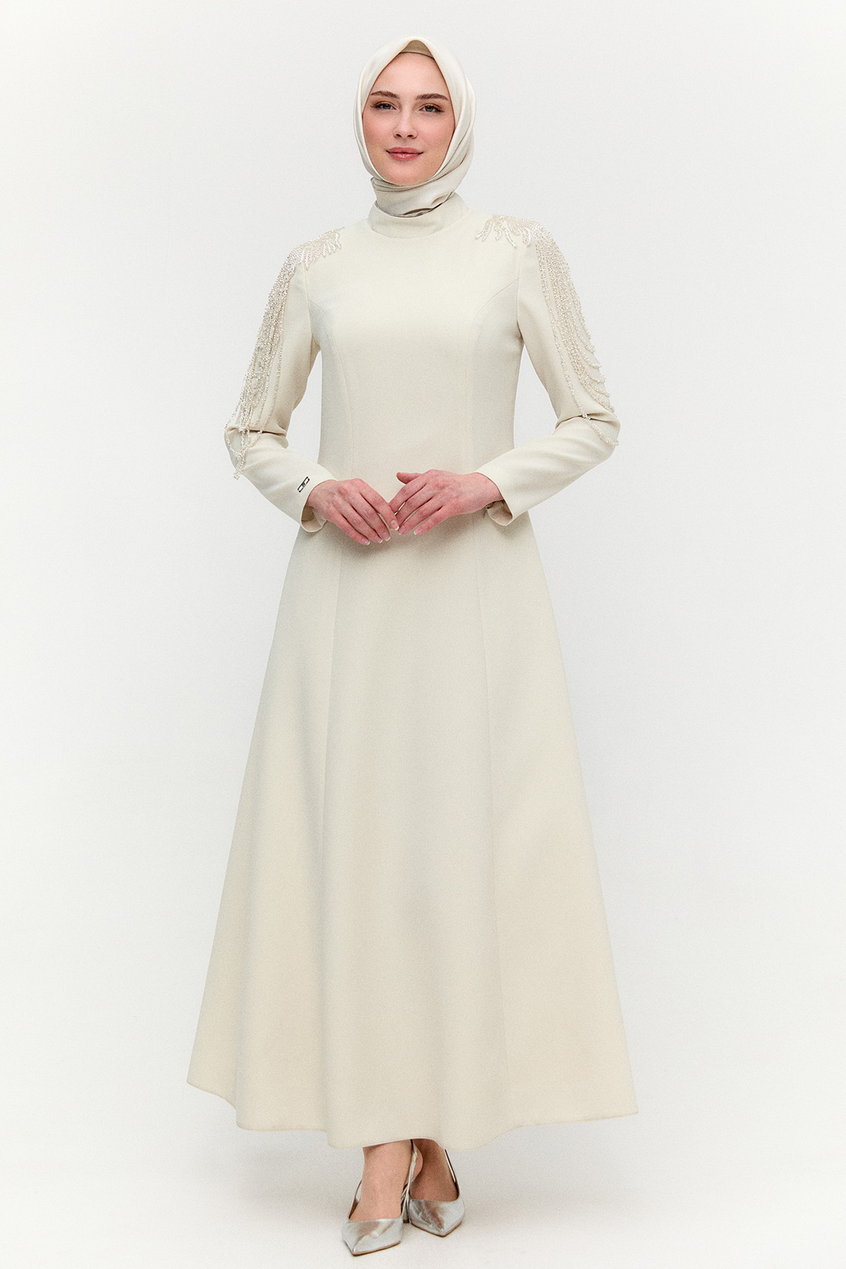 Omuzları İşlemeli Davet Elbise, Tesettür Giyim