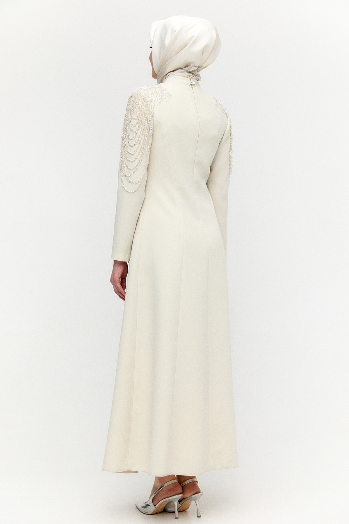 Omuzları İşlemeli Davet Elbise, Tesettür Giyim