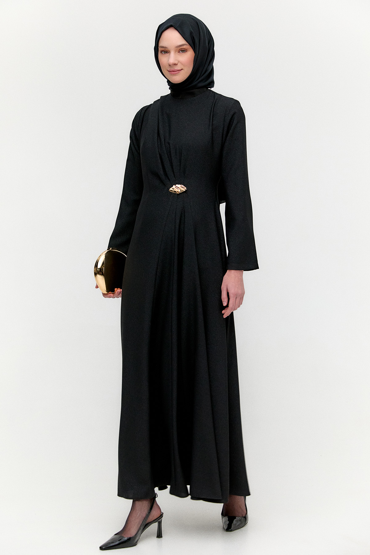 Simli Drapeli Broşlu Davet Elbise, Tesettür Giyim