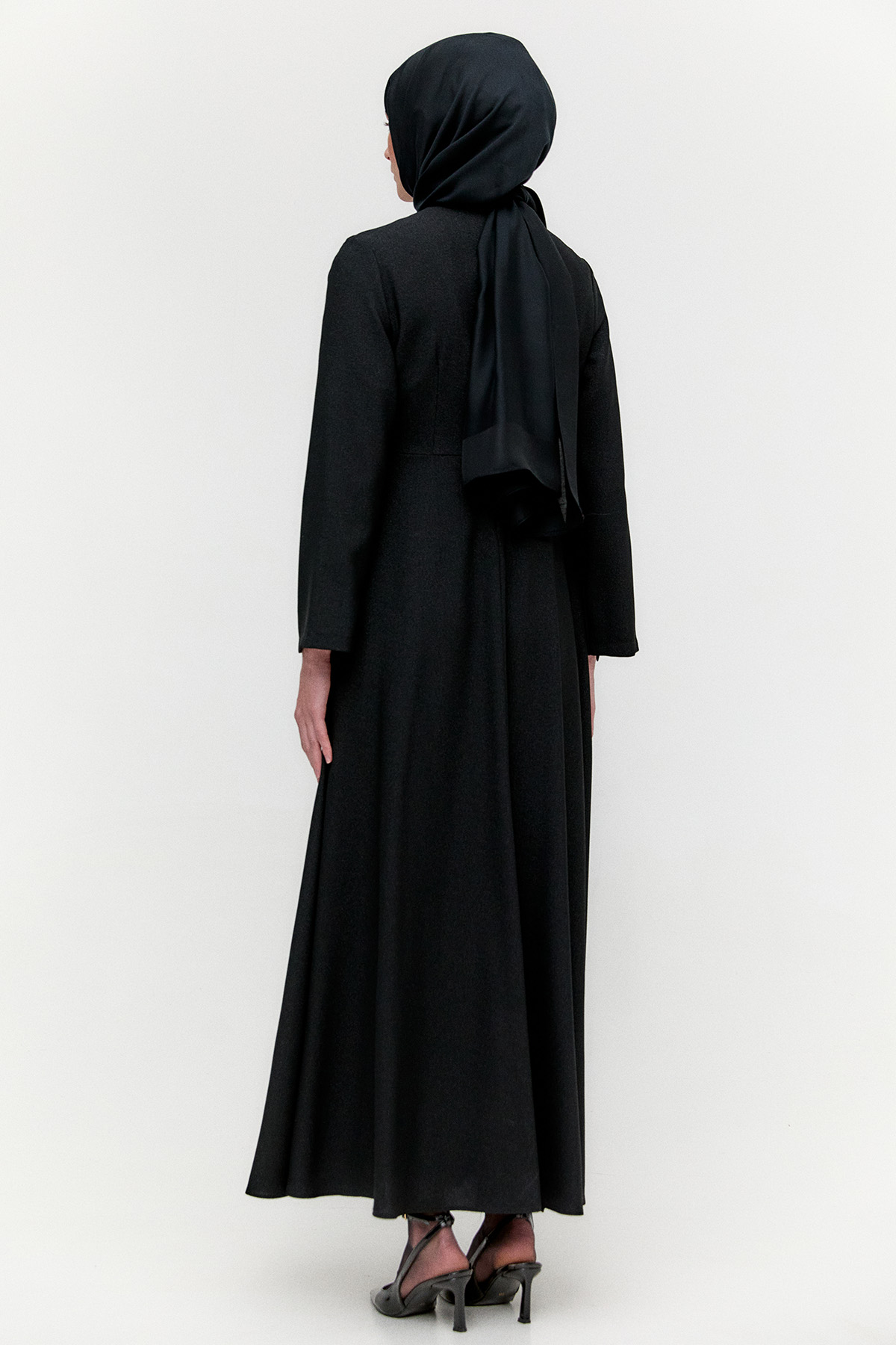 Simli Drapeli Broşlu Davet Elbise, Tesettür Giyim