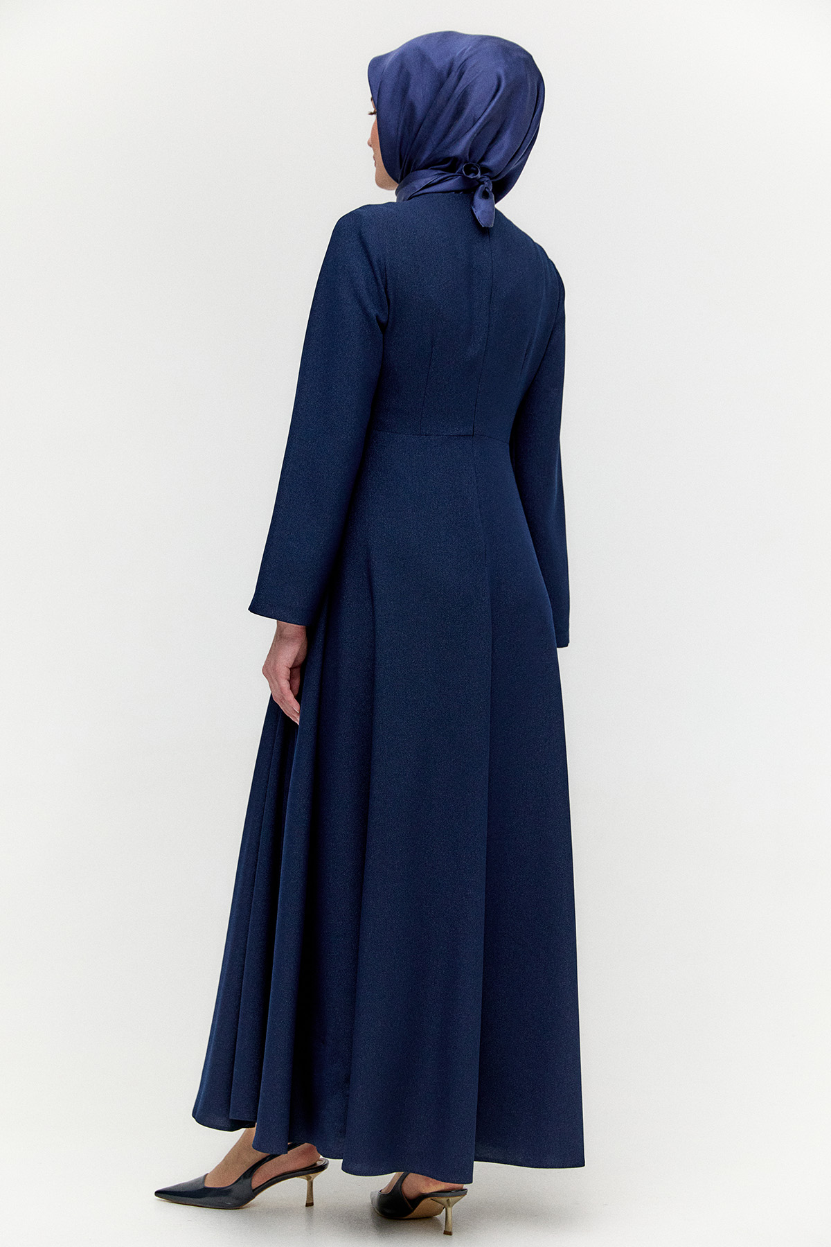 Simli Drapeli Broşlu Davet Elbise, Tesettür Giyim