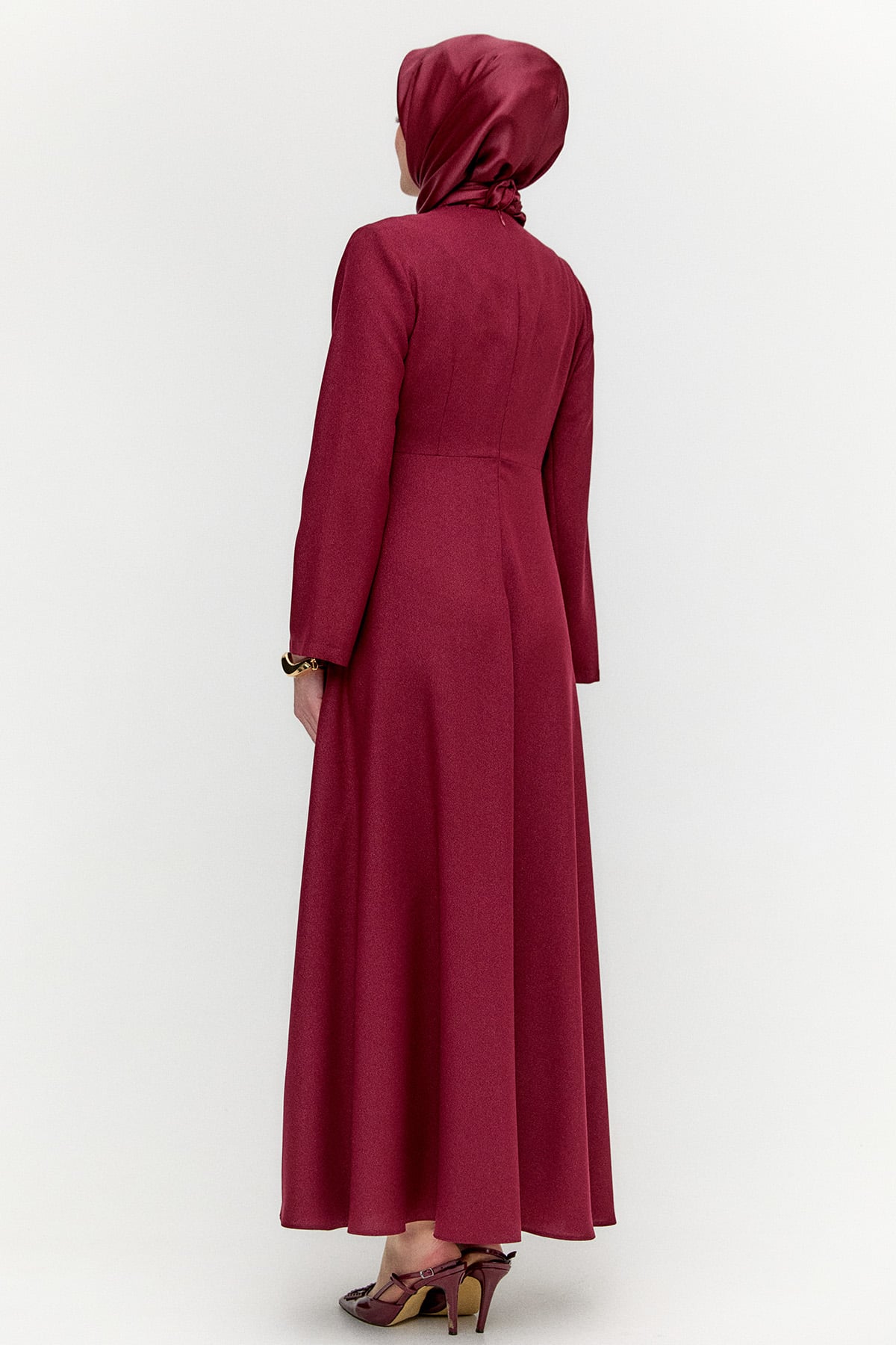 Simli Drapeli Broşlu Davet Elbise, Tesettür Giyim