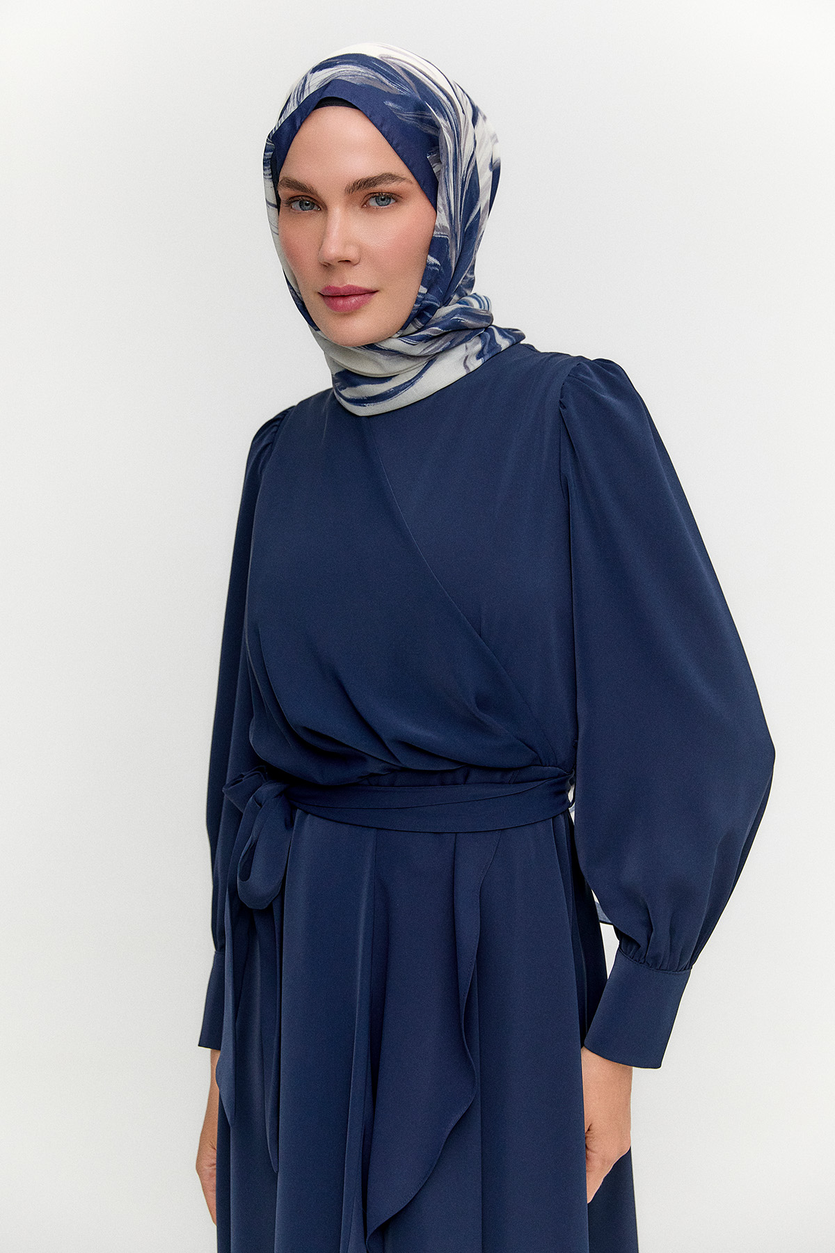 Volanlı Kuşaklı Krep Elbise, Tesettür Giyim