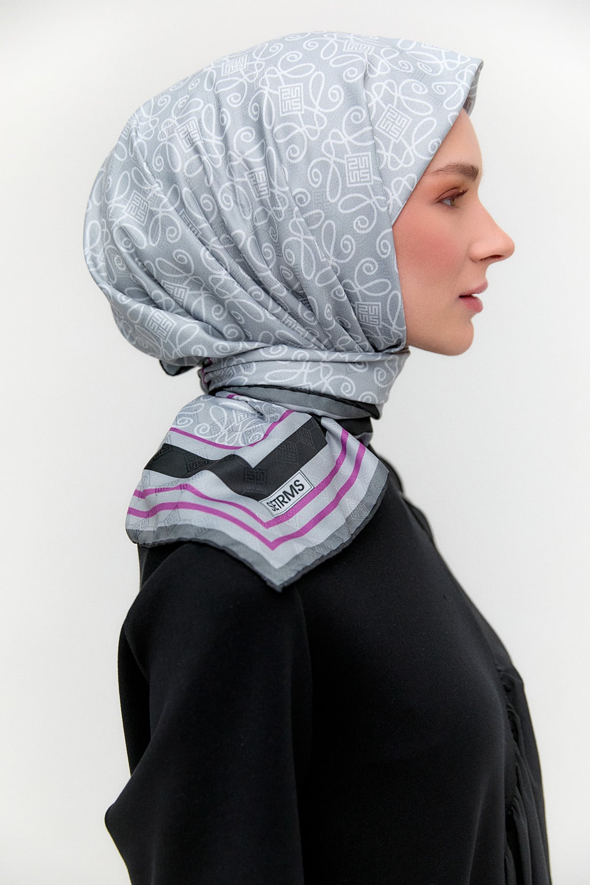 Geometrik Çerçeveli Eşarp, Tesettür Giyim