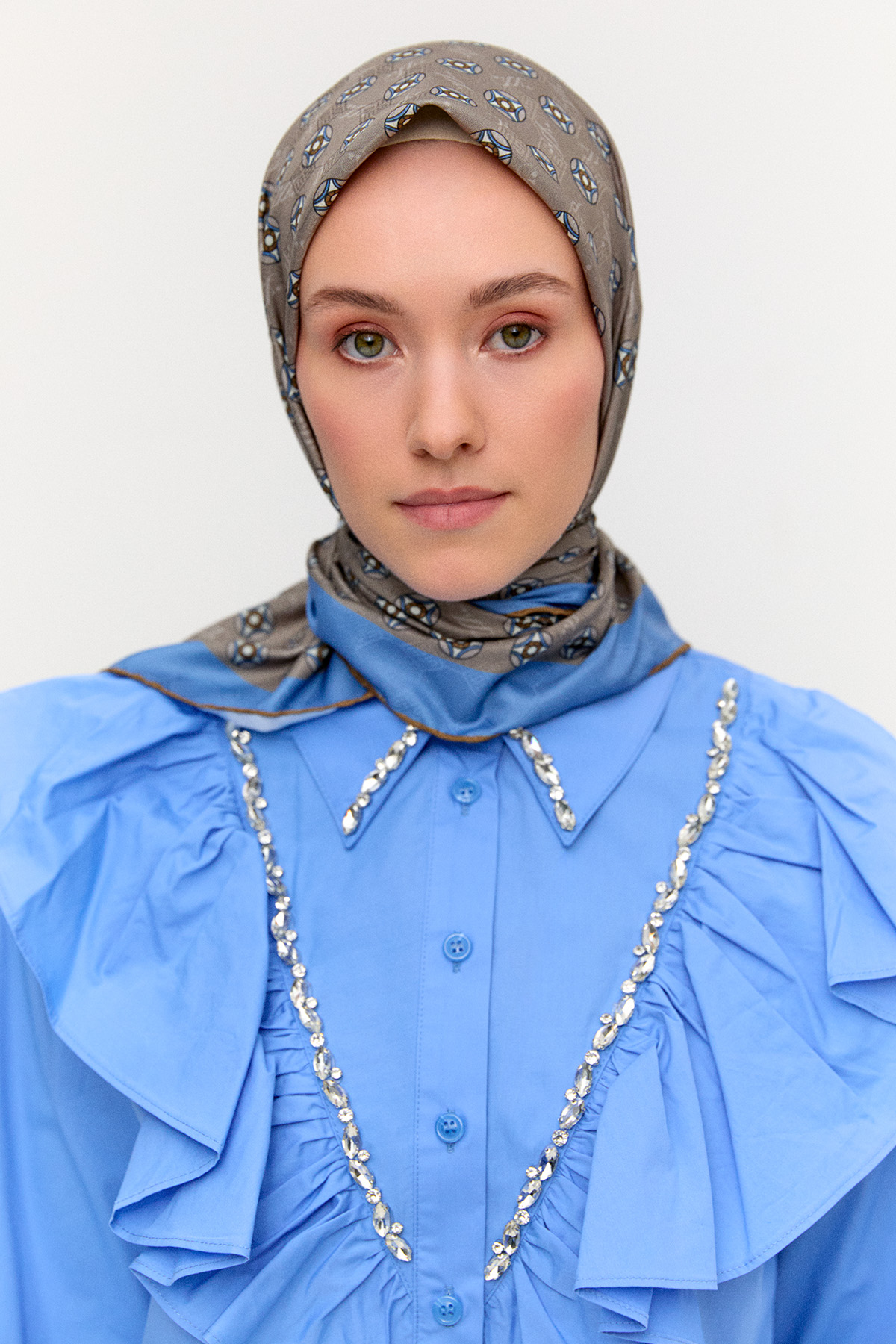 Yuvarlak Desenli Eşarp, Tesettür Giyim