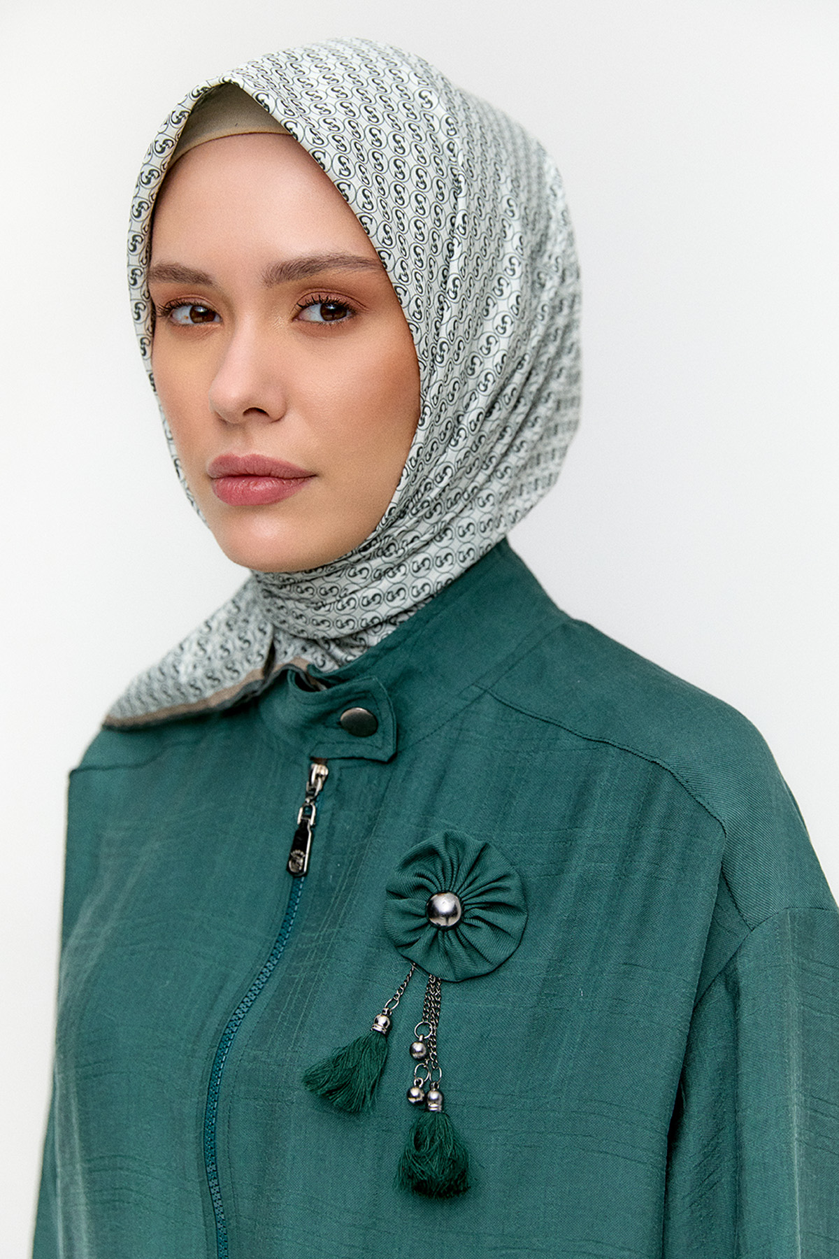 Monogram Eşarp, Tesettür Giyim