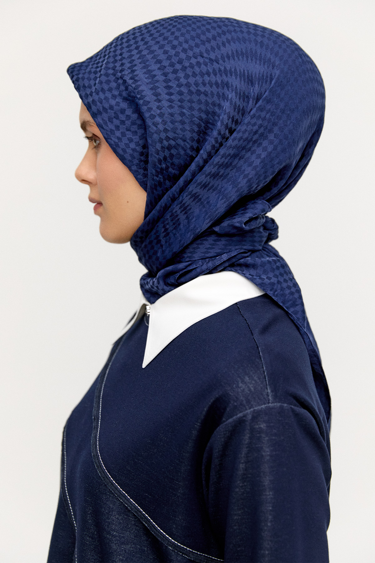 Kare Desenli Viskon Eşarp, Tesettür Giyim