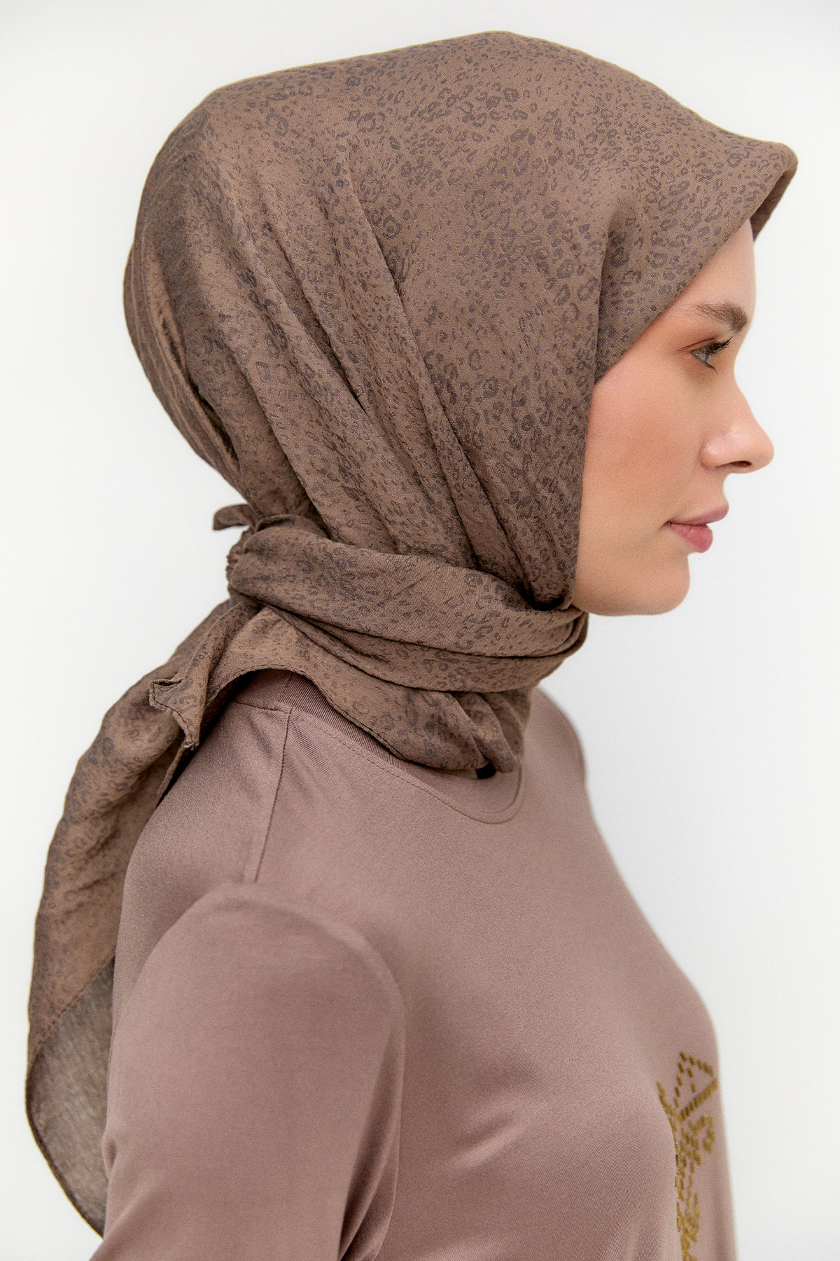 Leopar Desenli Viskon Eşarp, Tesettür Giyim
