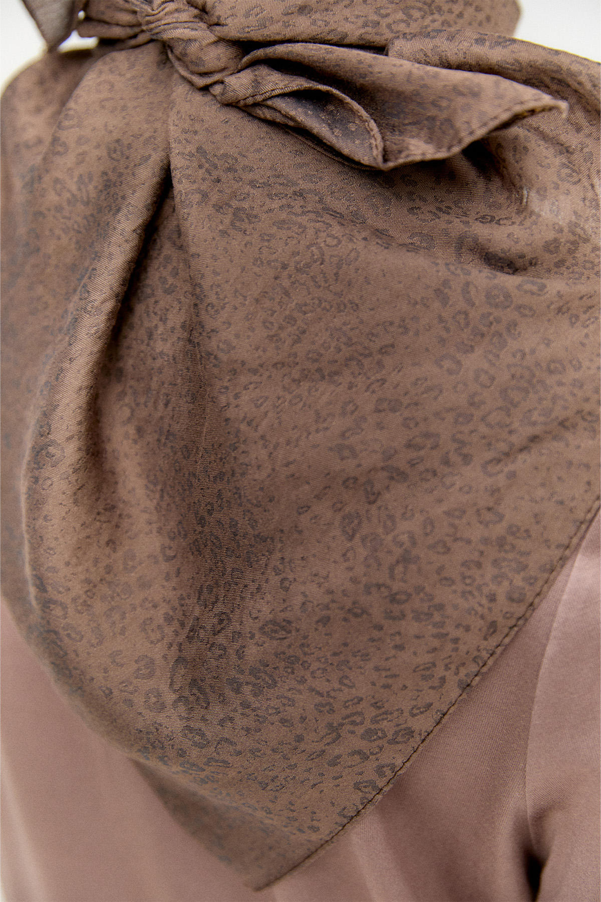 Leopar Desenli Viskon Eşarp, Tesettür Giyim