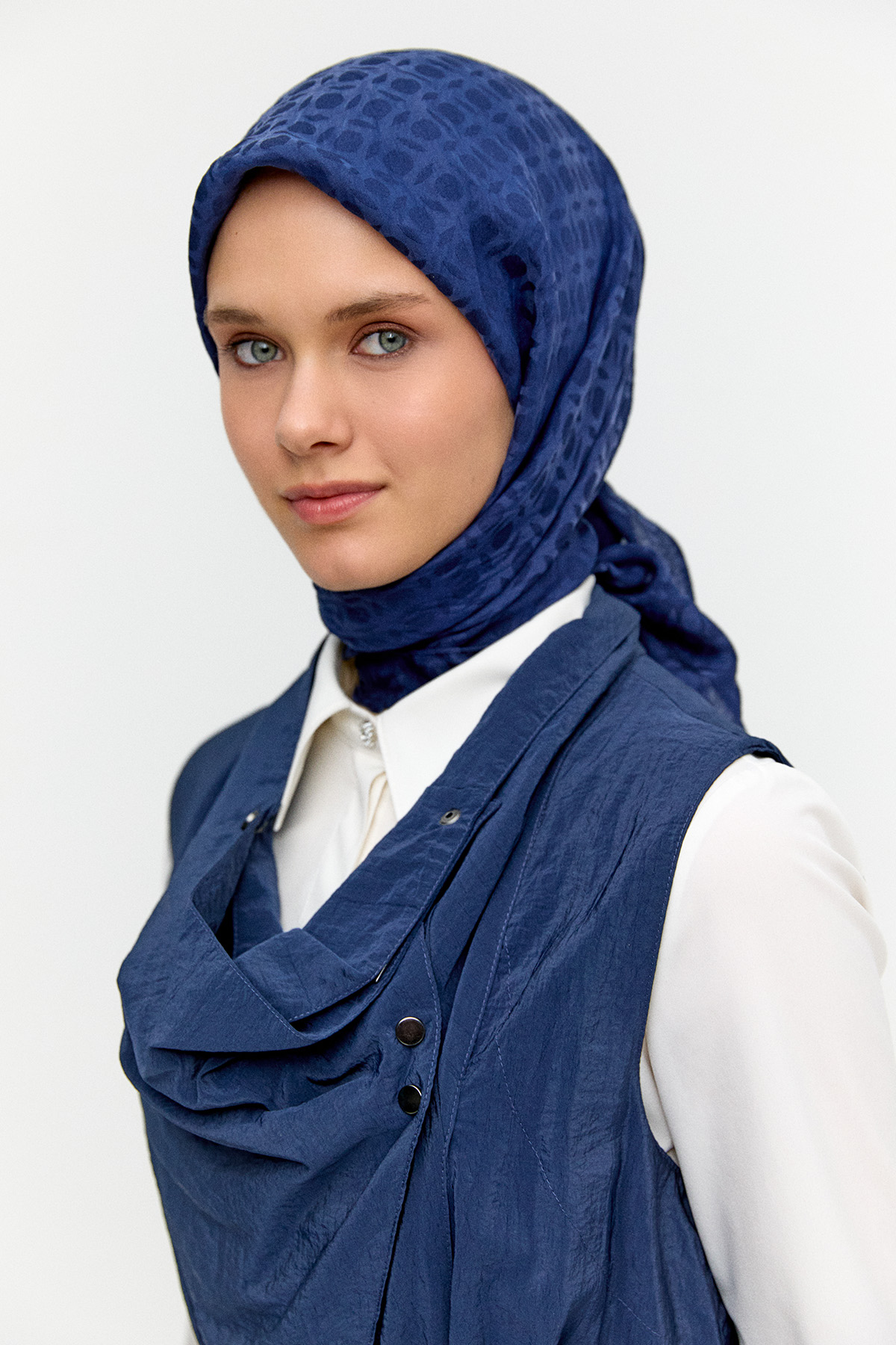 Oval Desenli Viskon Eşarp, Tesettür Giyim