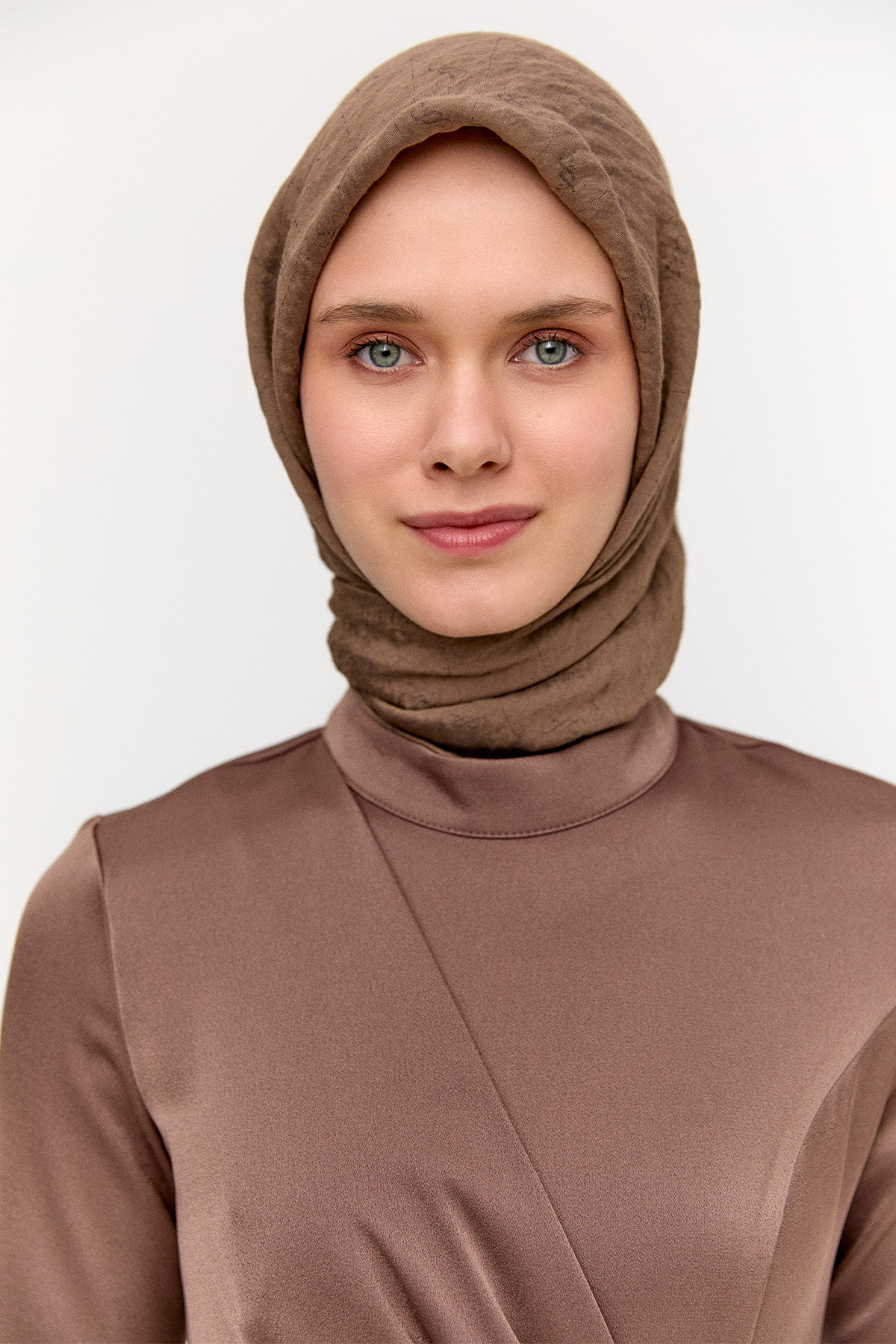 SS Logolu Viskon Eşarp, Tesettür Giyim