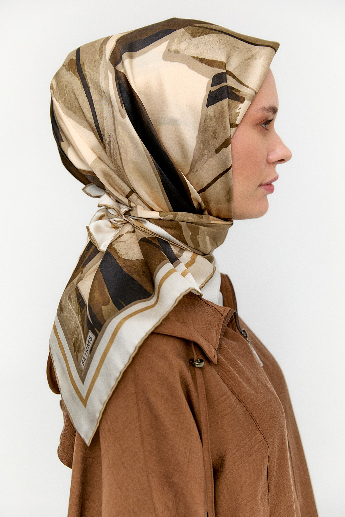 Yaprak Desenli Sura İpek Eşarp, Tesettür Giyim