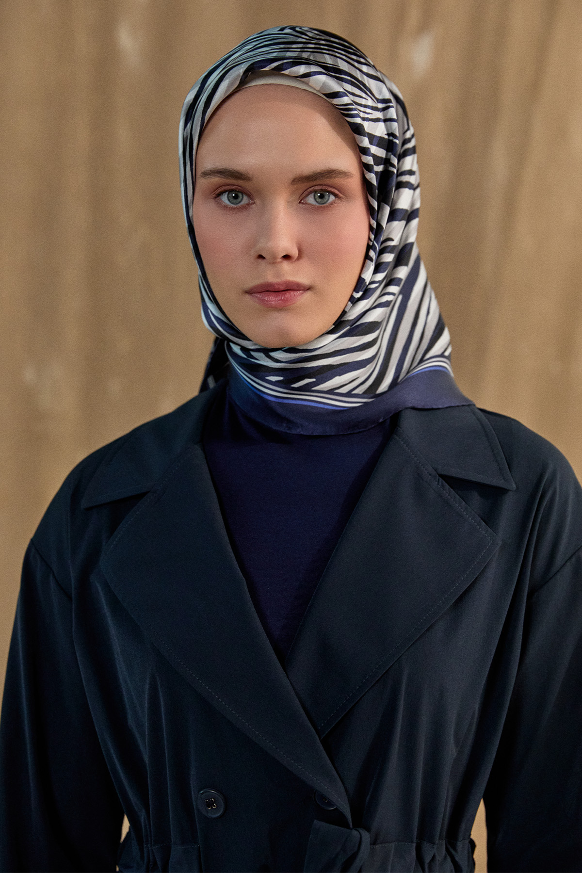 Zebra Desenli İpek Saten Eşarp, Tesettür Giyim