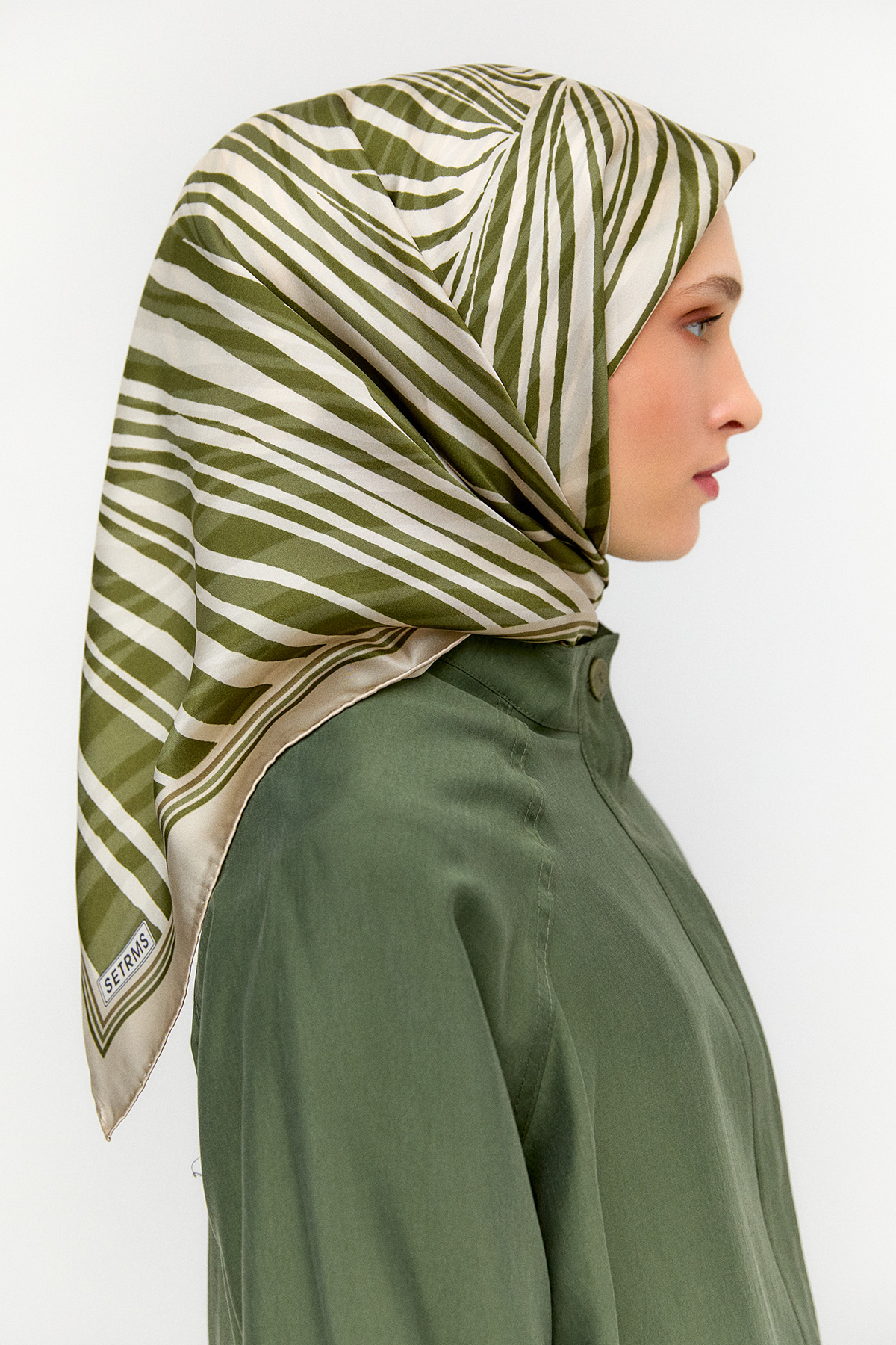 Zebra Desenli Sura İpek Eşarp, Tesettür Giyim