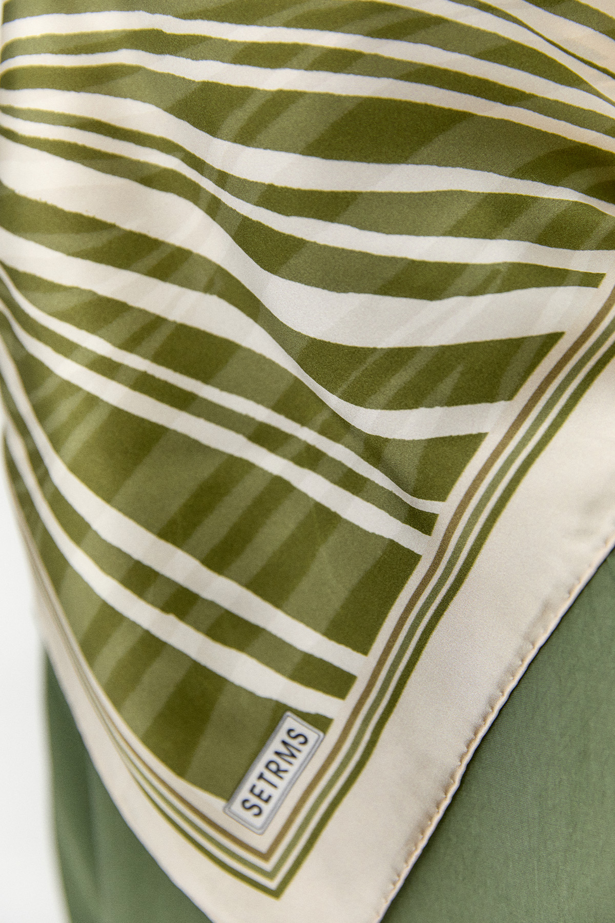 Zebra Desenli Sura İpek Eşarp, Tesettür Giyim