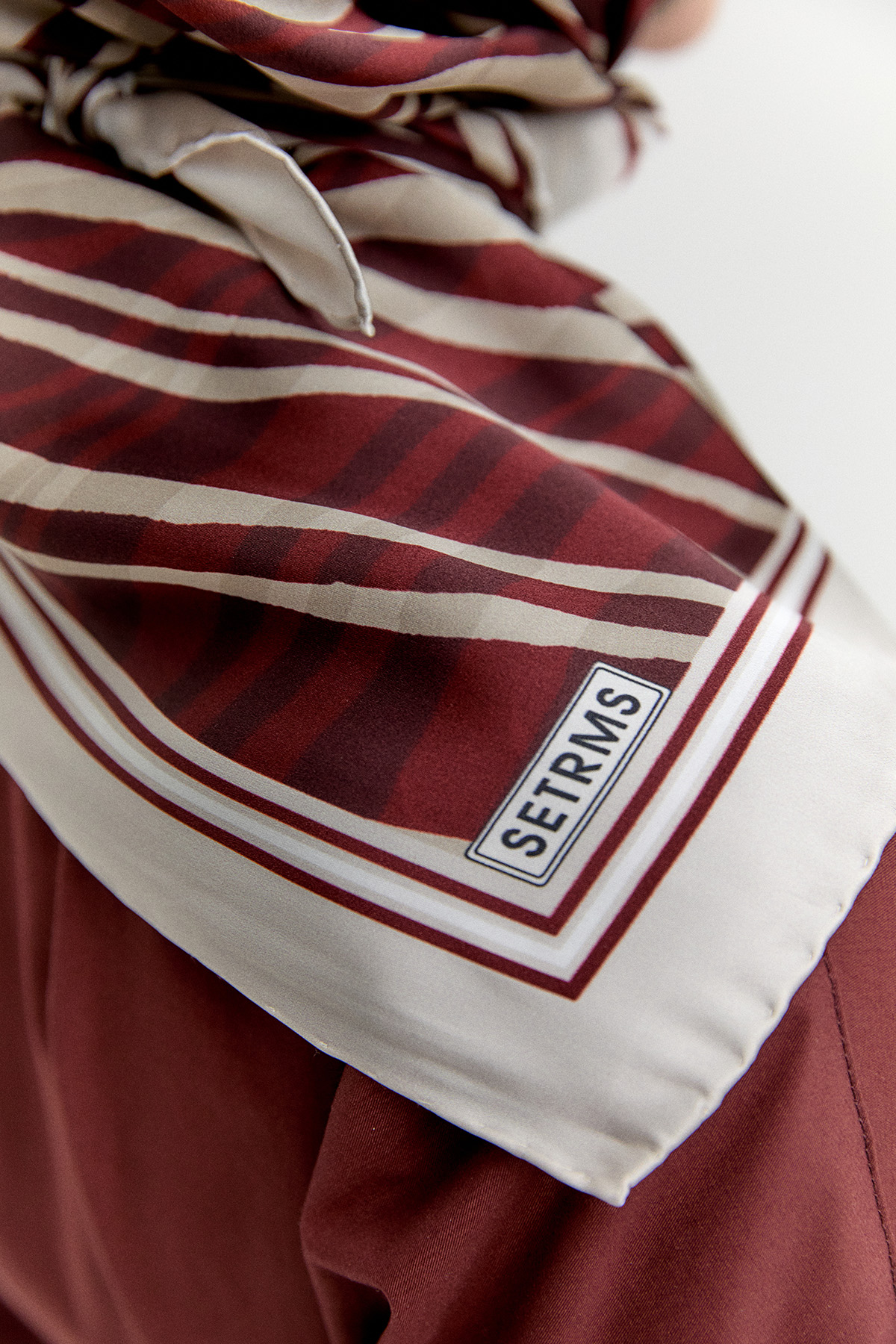 Zebra Desenli Sura İpek Eşarp, Tesettür Giyim