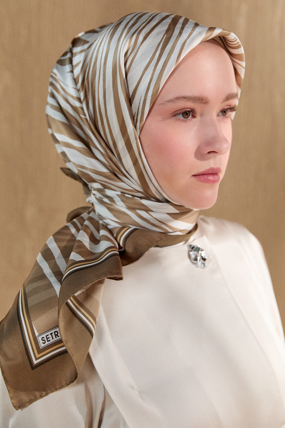 Zebra Desenli İpek Saten Eşarp, Tesettür Giyim