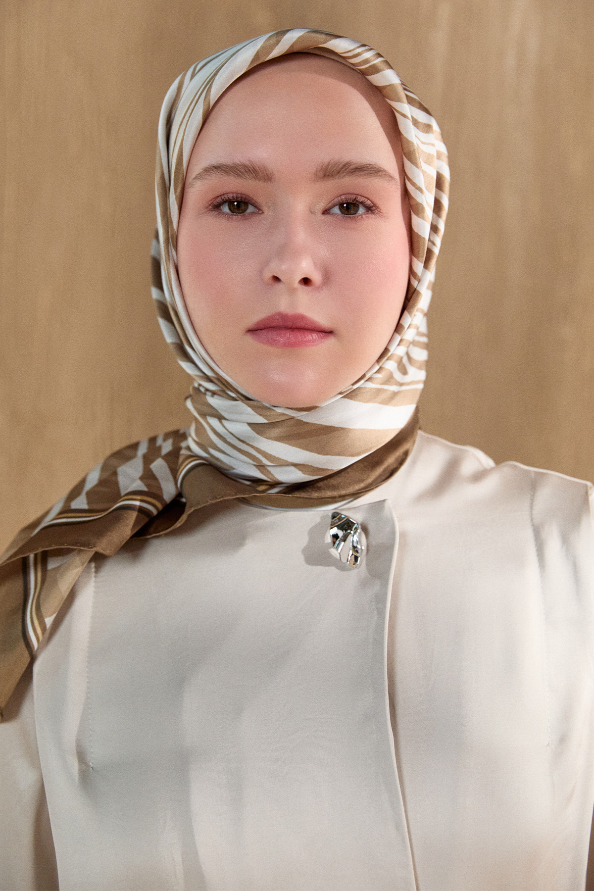 Zebra Desenli İpek Saten Eşarp, Tesettür Giyim