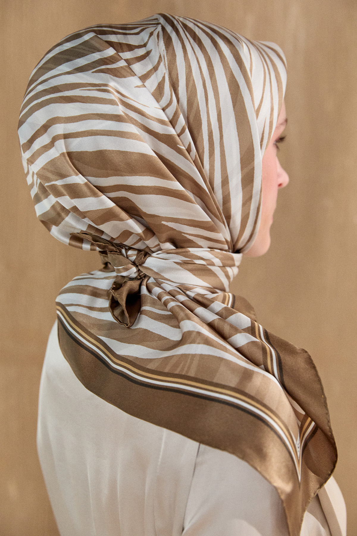 Zebra Desenli İpek Saten Eşarp, Tesettür Giyim