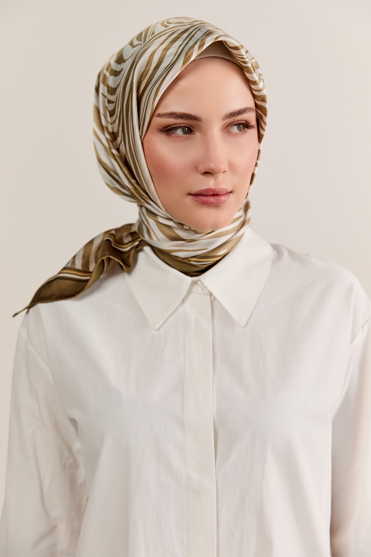 Zebra Desenli Sura İpek Eşarp, Tesettür Giyim