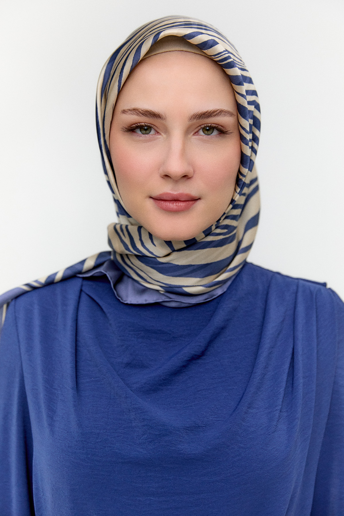 Zebra Desenli Sura İpek Eşarp, Tesettür Giyim