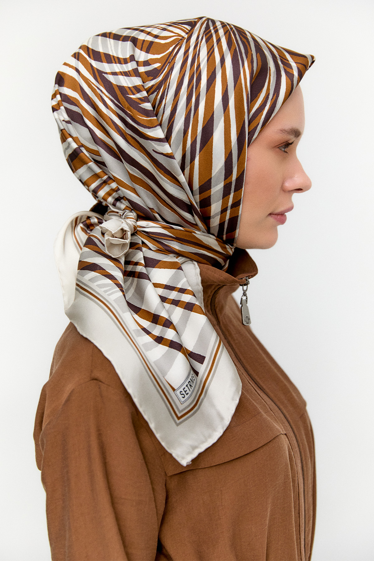 Zebra Desenli Sura İpek Eşarp, Tesettür Giyim
