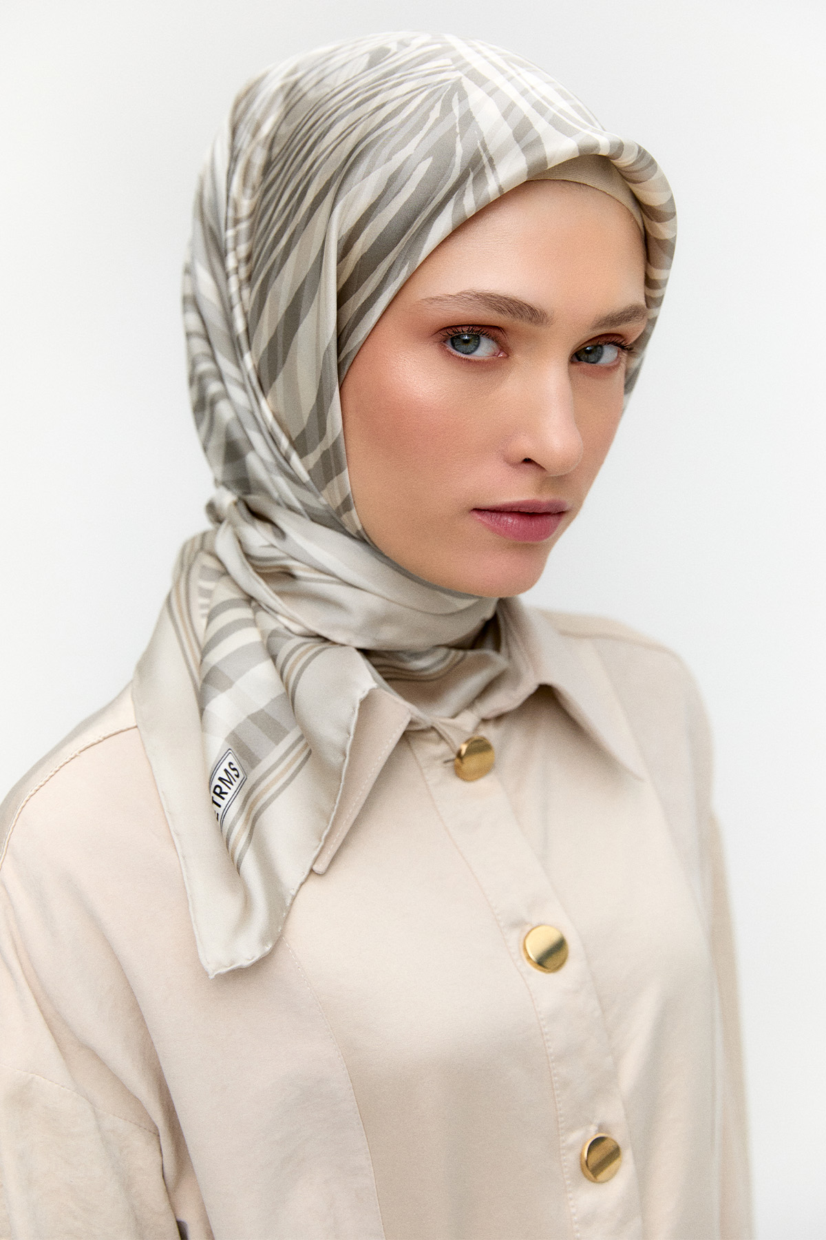 Zebra Desenli Sura İpek Eşarp, Tesettür Giyim