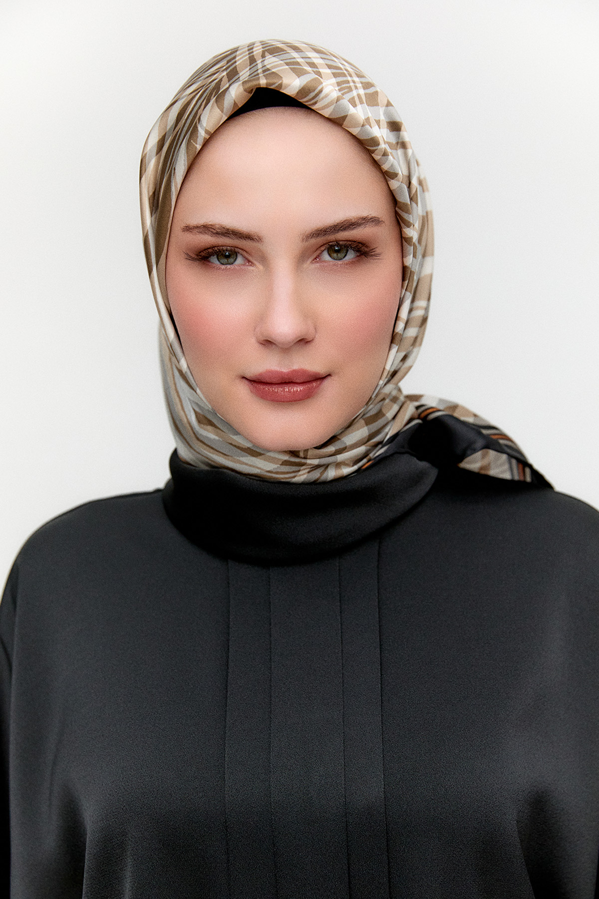 Zebra Desenli Sura İpek Eşarp, Tesettür Giyim