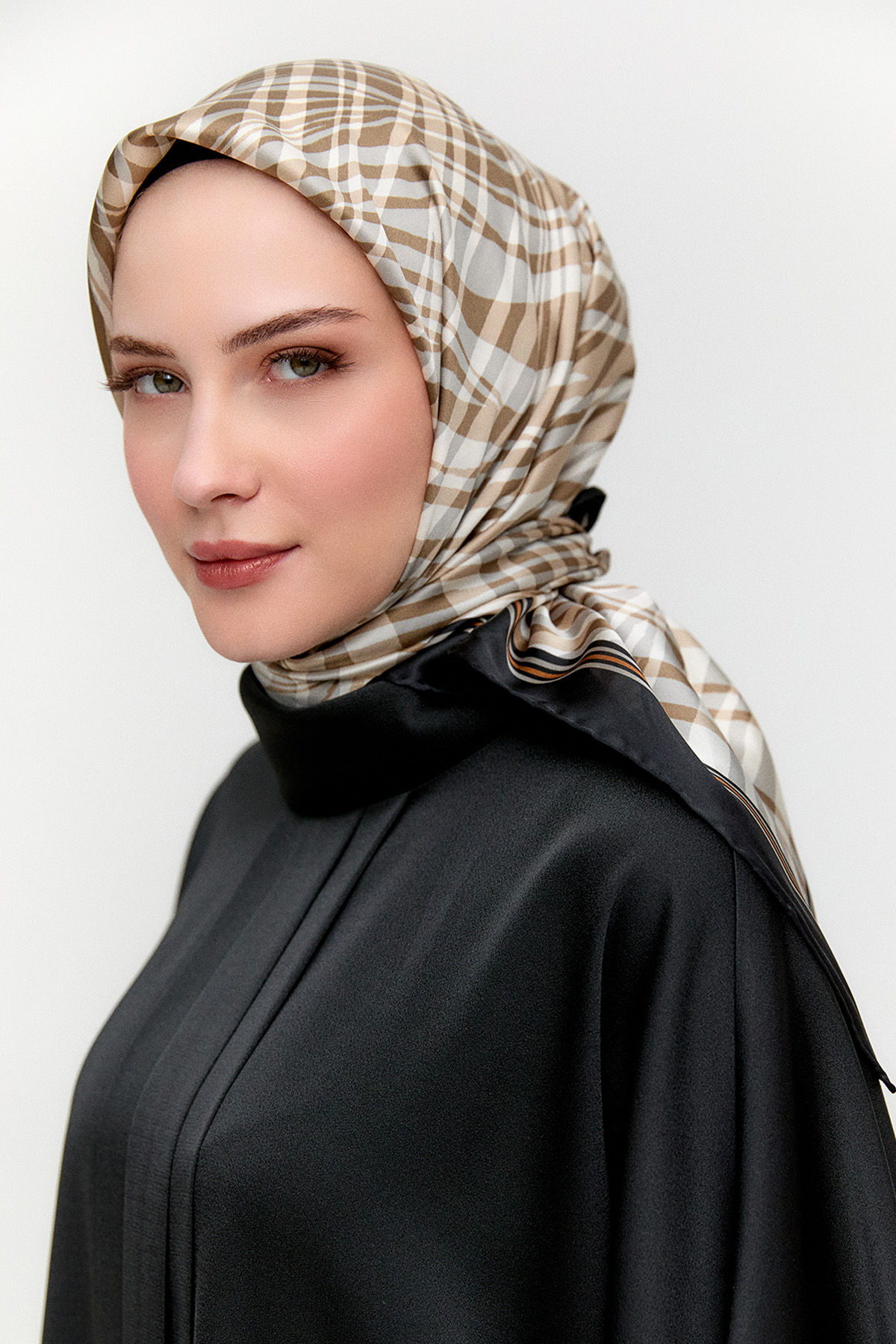 Zebra Desenli Sura İpek Eşarp, Tesettür Giyim