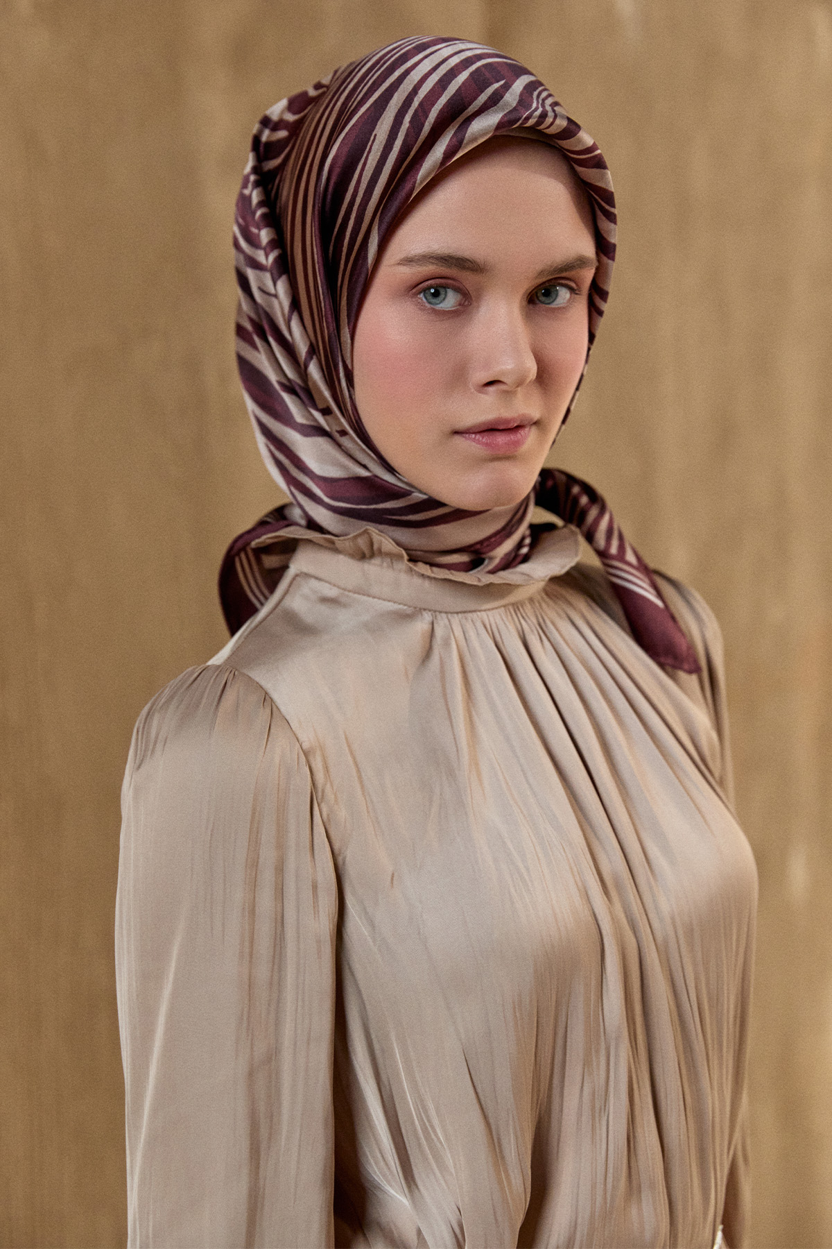 Zebra Desenli İpek Saten Eşarp, Tesettür Giyim