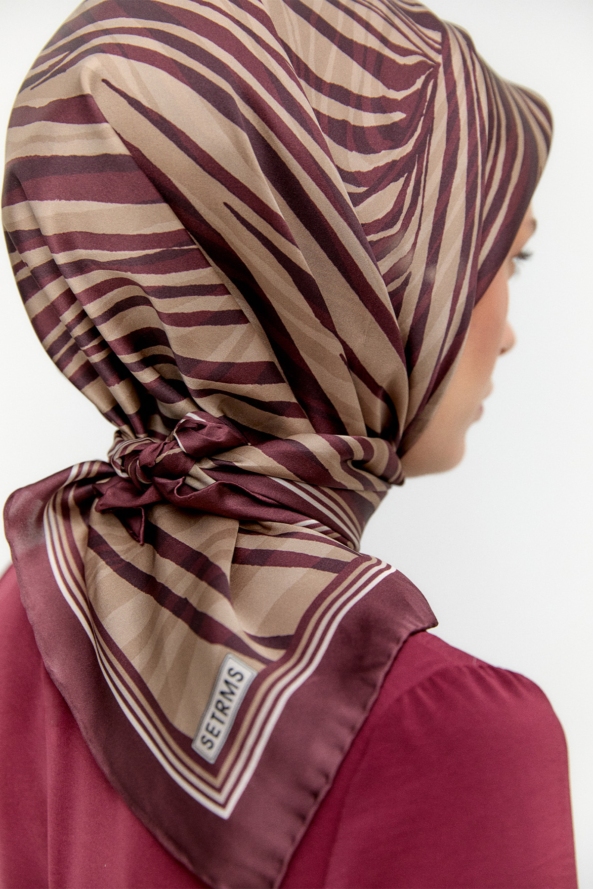 Zebra Desenli Sura İpek Eşarp, Tesettür Giyim