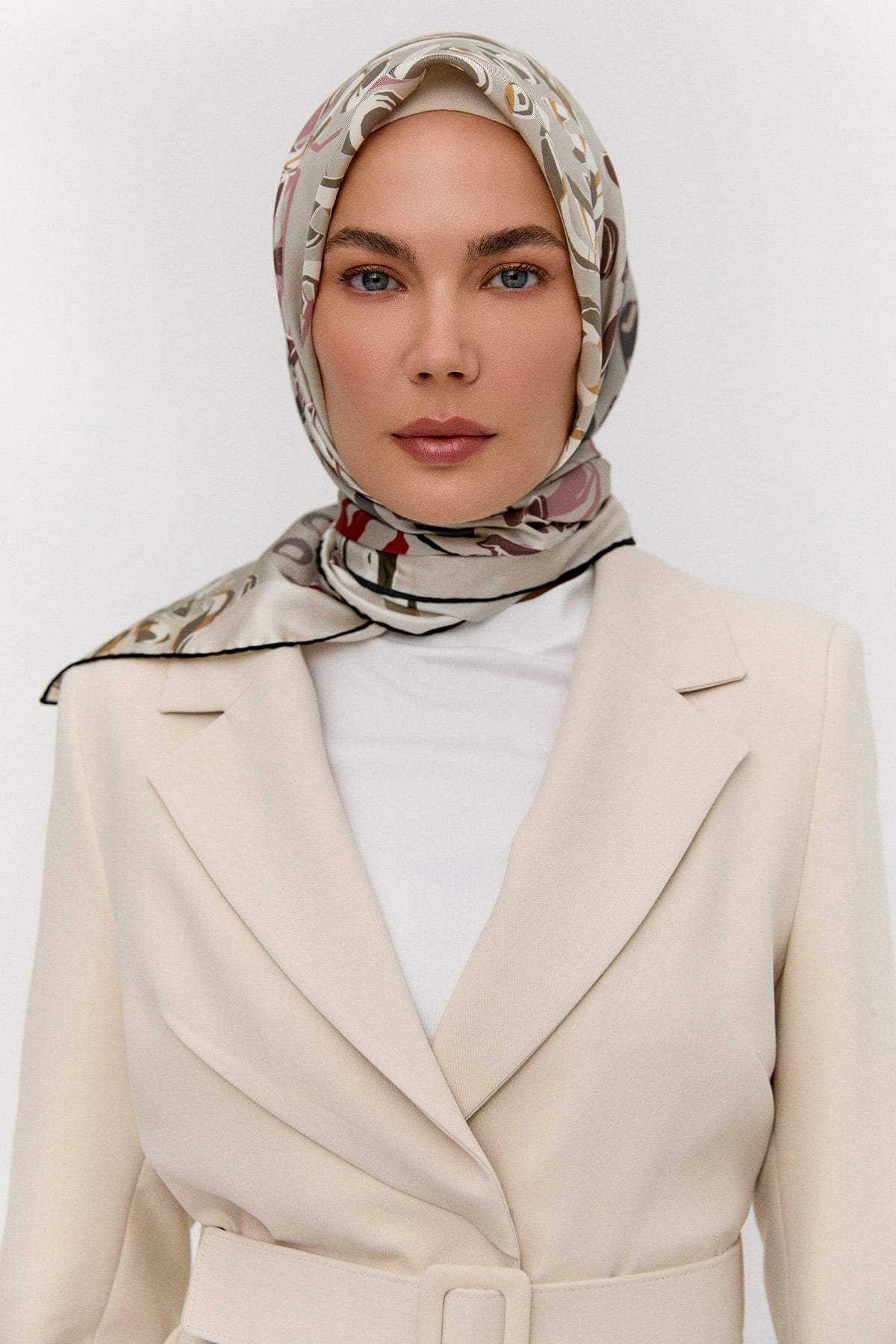 Leopar Desenli Twill İpek Eşarp, Tesettür Giyim