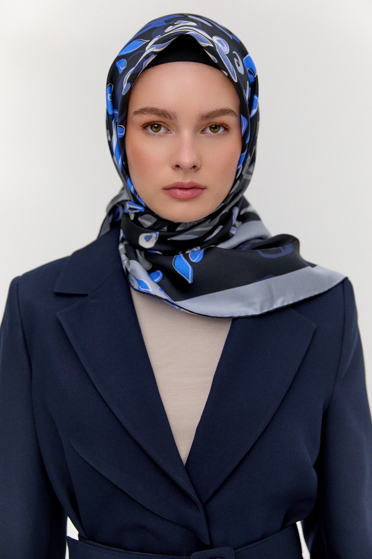Leopar Desenli Twill İpek Eşarp, Tesettür Giyim