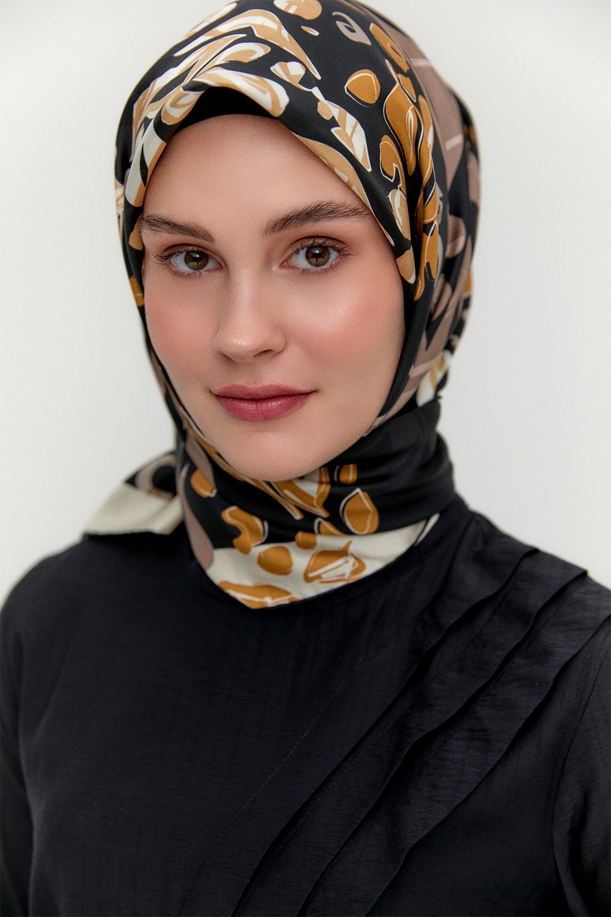Leopar Desenli Twill İpek Eşarp, Tesettür Giyim