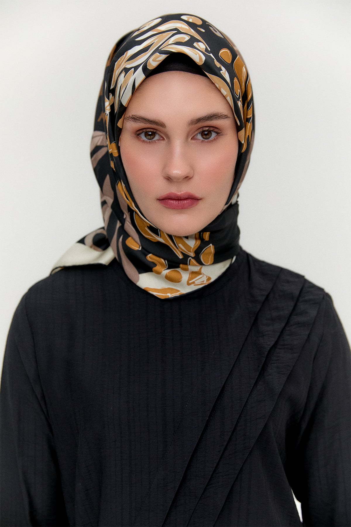 Leopar Desenli Twill İpek Eşarp, Tesettür Giyim