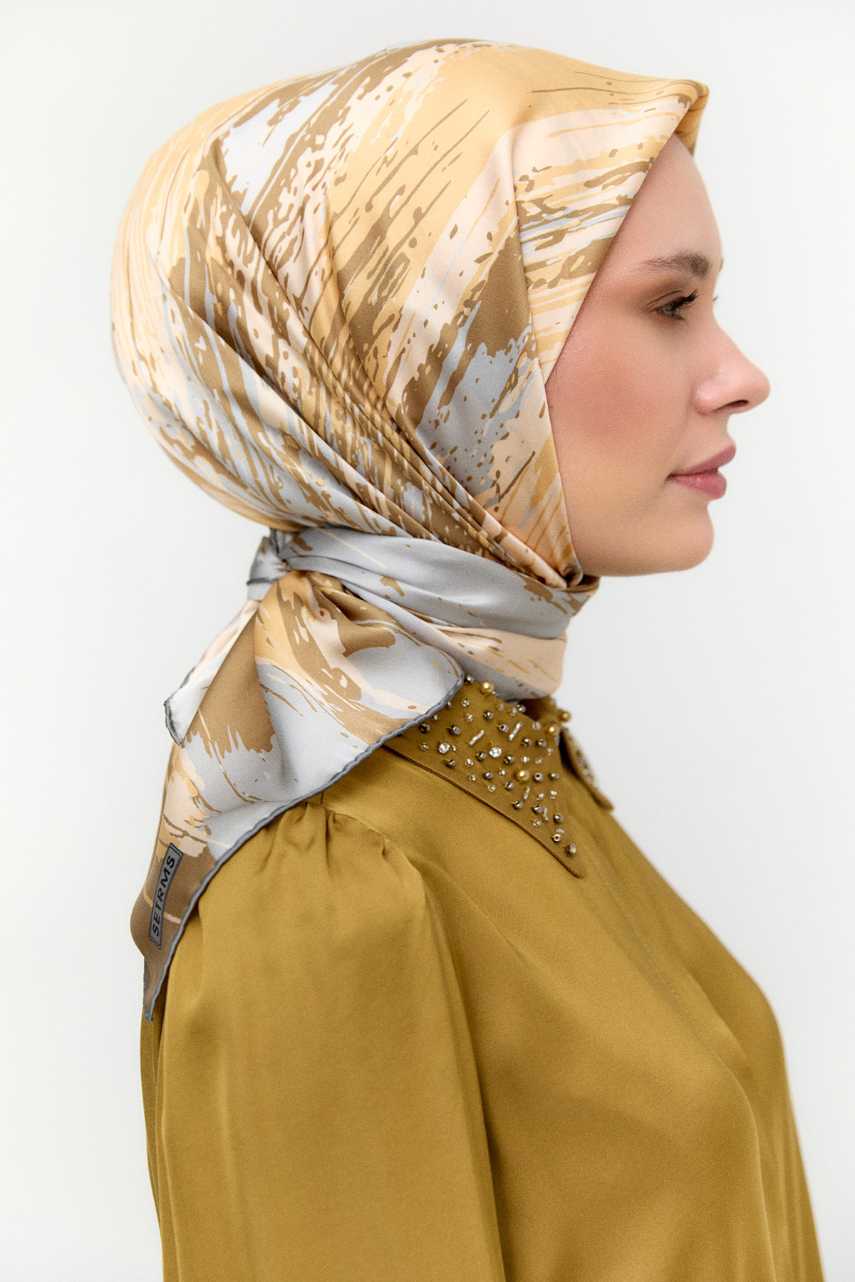 Püskürtme Desenli Sura İpek Eşarp, Tesettür Giyim