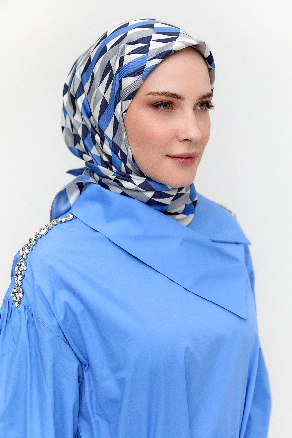 Geometrik Desenli Twill İpek Eşarp, Tesettür Giyim