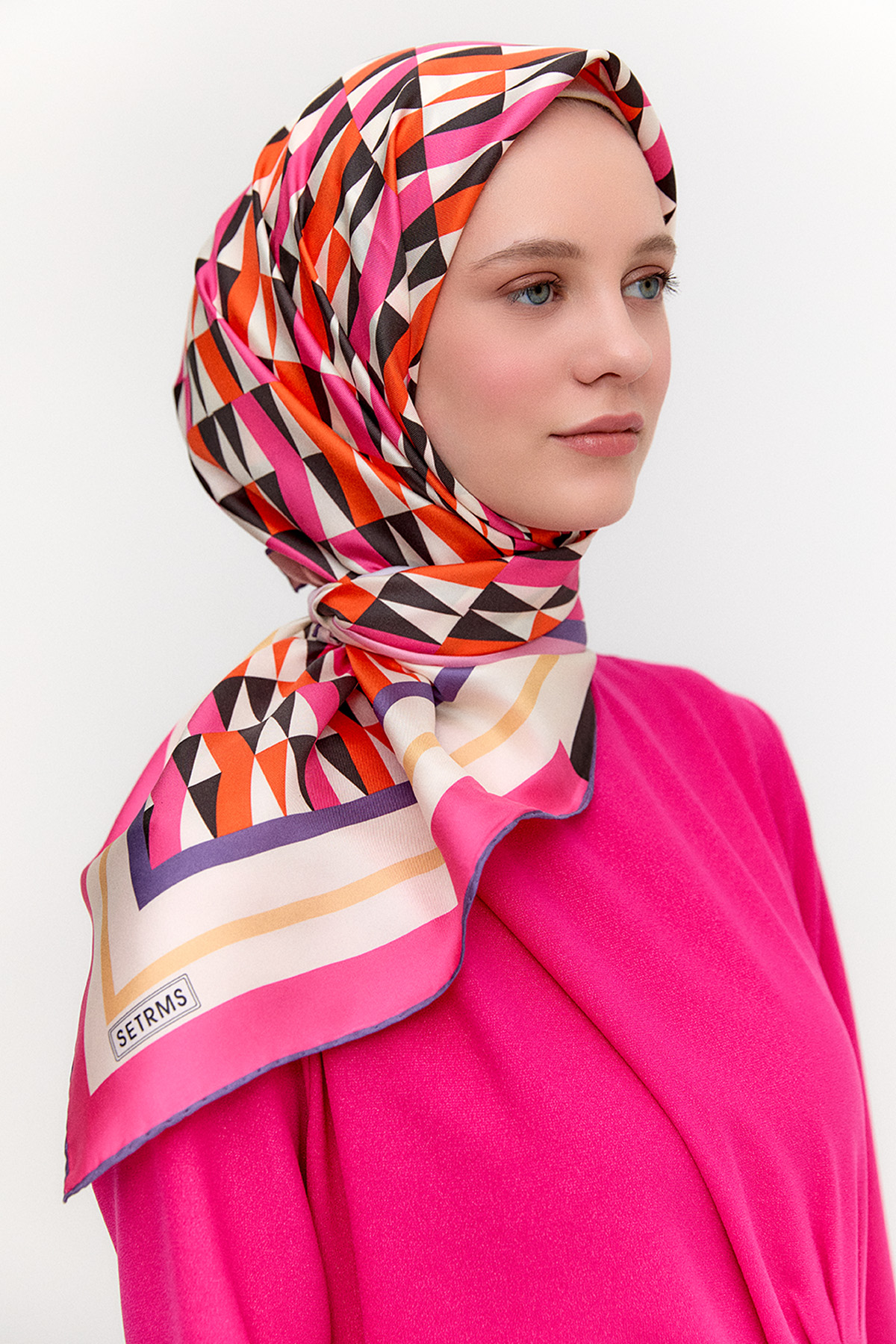 Geometrik Desenli Twill İpek Eşarp, Tesettür Giyim