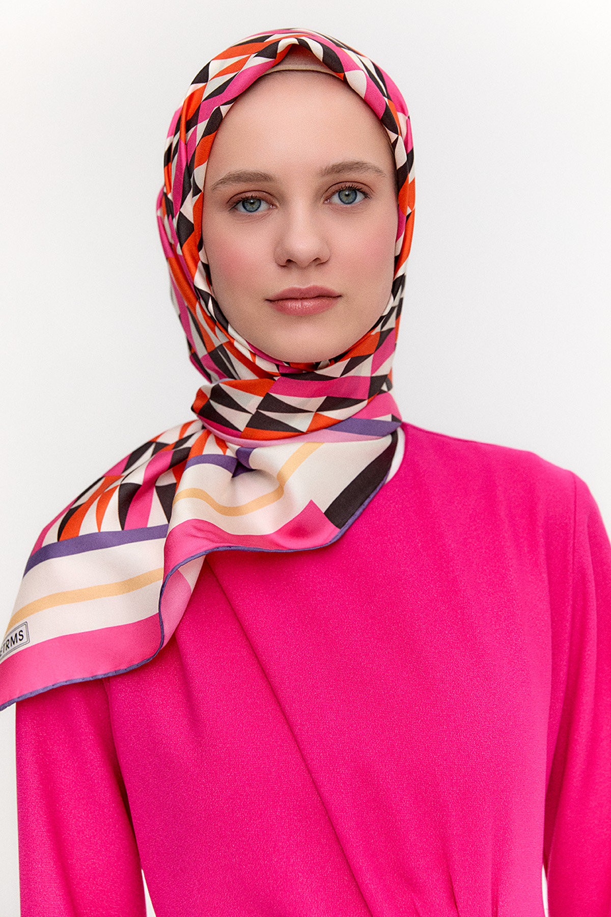 Geometrik Desenli Twill İpek Eşarp, Tesettür Giyim