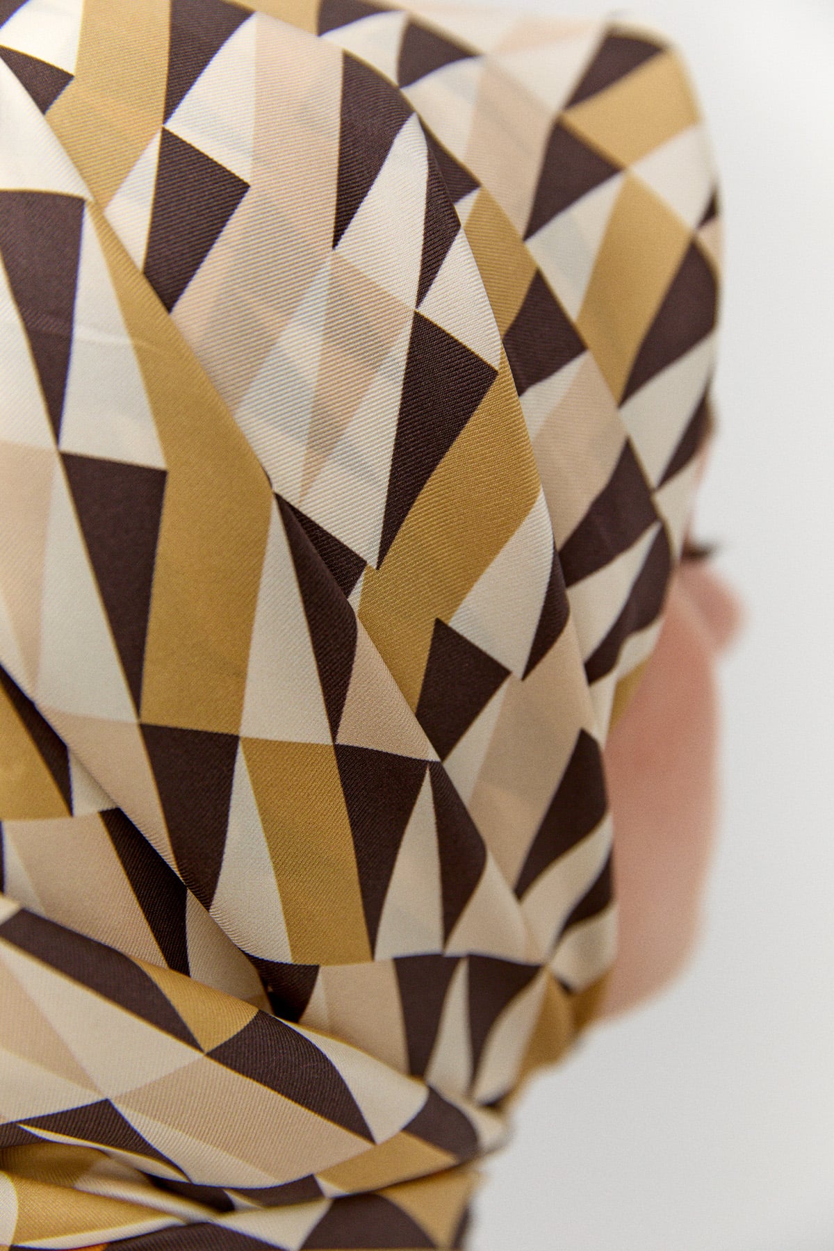Geometrik Desenli Twill İpek Eşarp, Tesettür Giyim