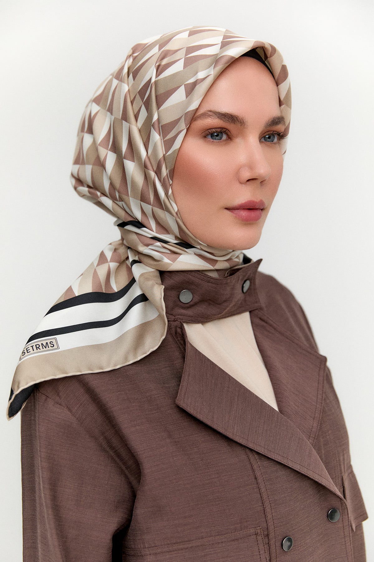 Geometrik Desenli Twill İpek Eşarp, Tesettür Giyim