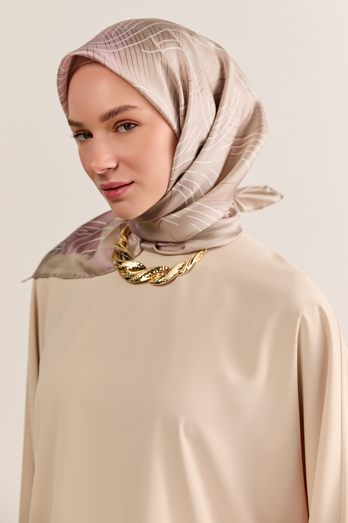 Çizgi Desenli Twill İpek Eşarp, Tesettür Giyim