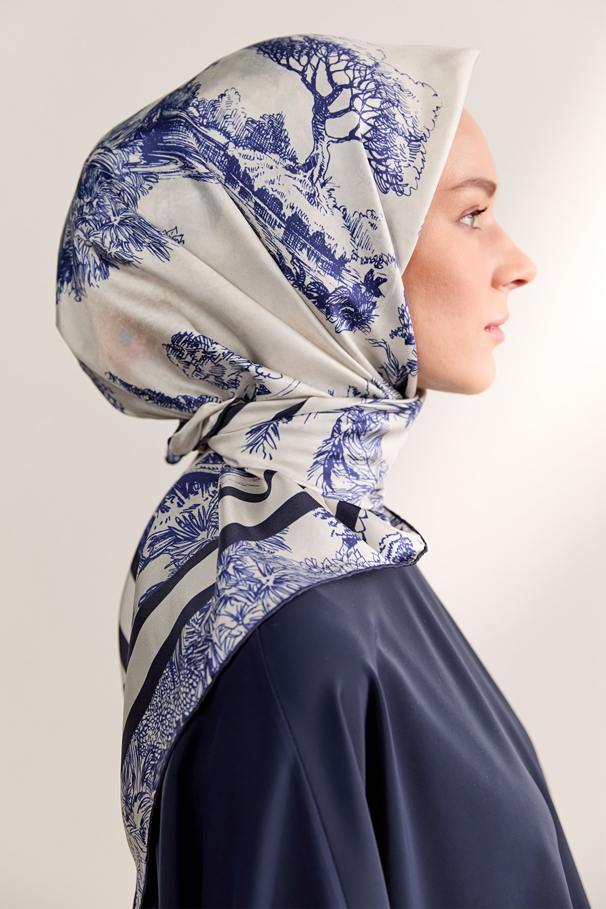 Doğa Desenli Twill İpek Eşarp, Tesettür Giyim
