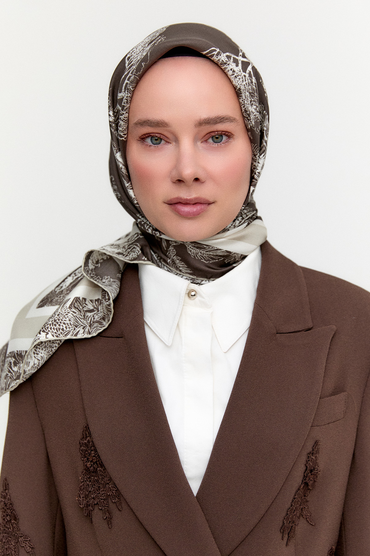 Doğa Desenli Twill İpek Eşarp, Tesettür Giyim