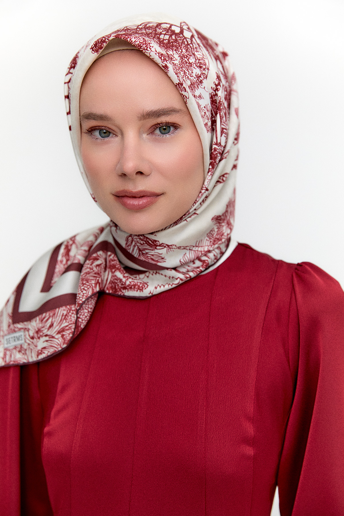 Doğa Desenli Twill İpek Eşarp, Tesettür Giyim