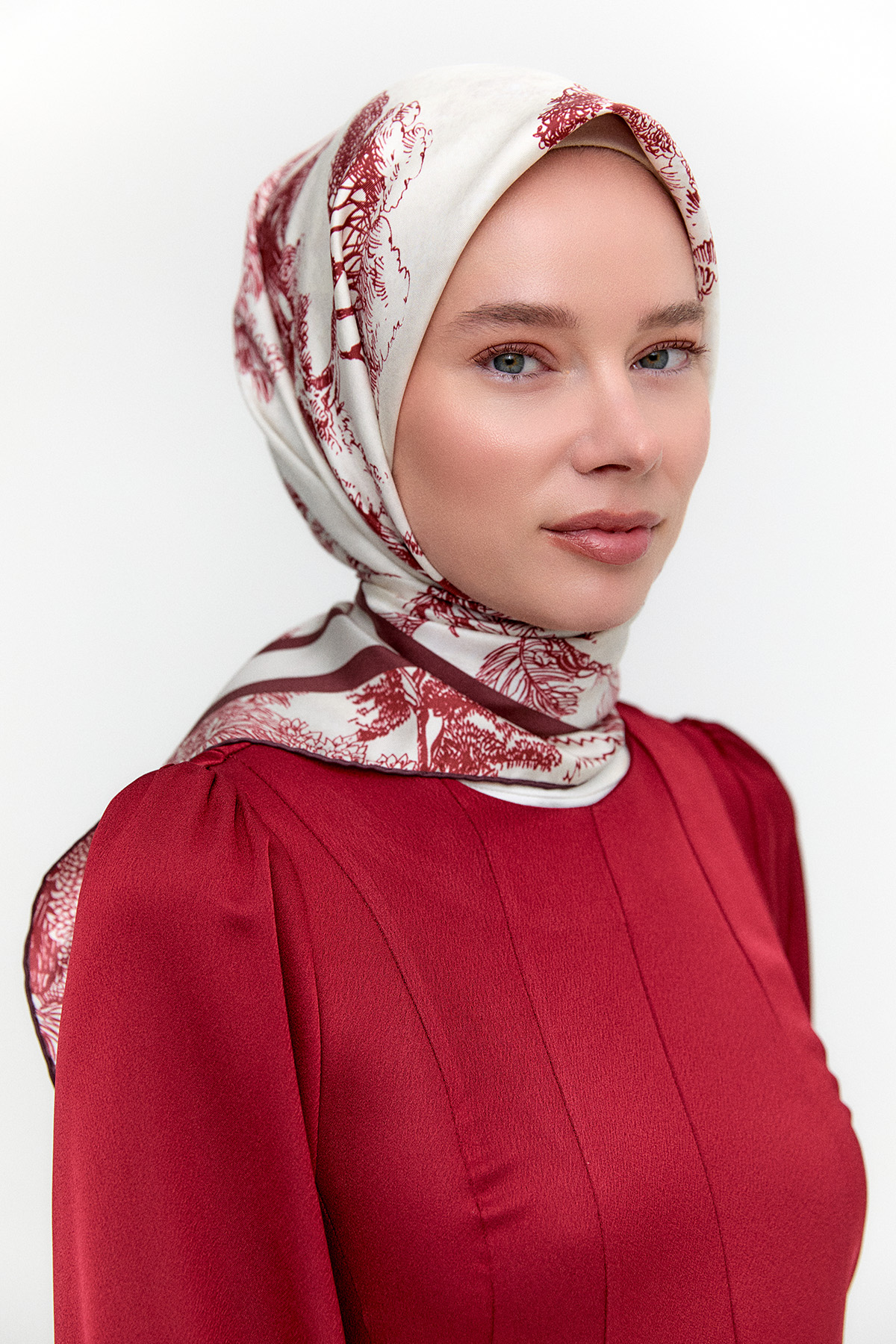 Doğa Desenli Twill İpek Eşarp, Tesettür Giyim