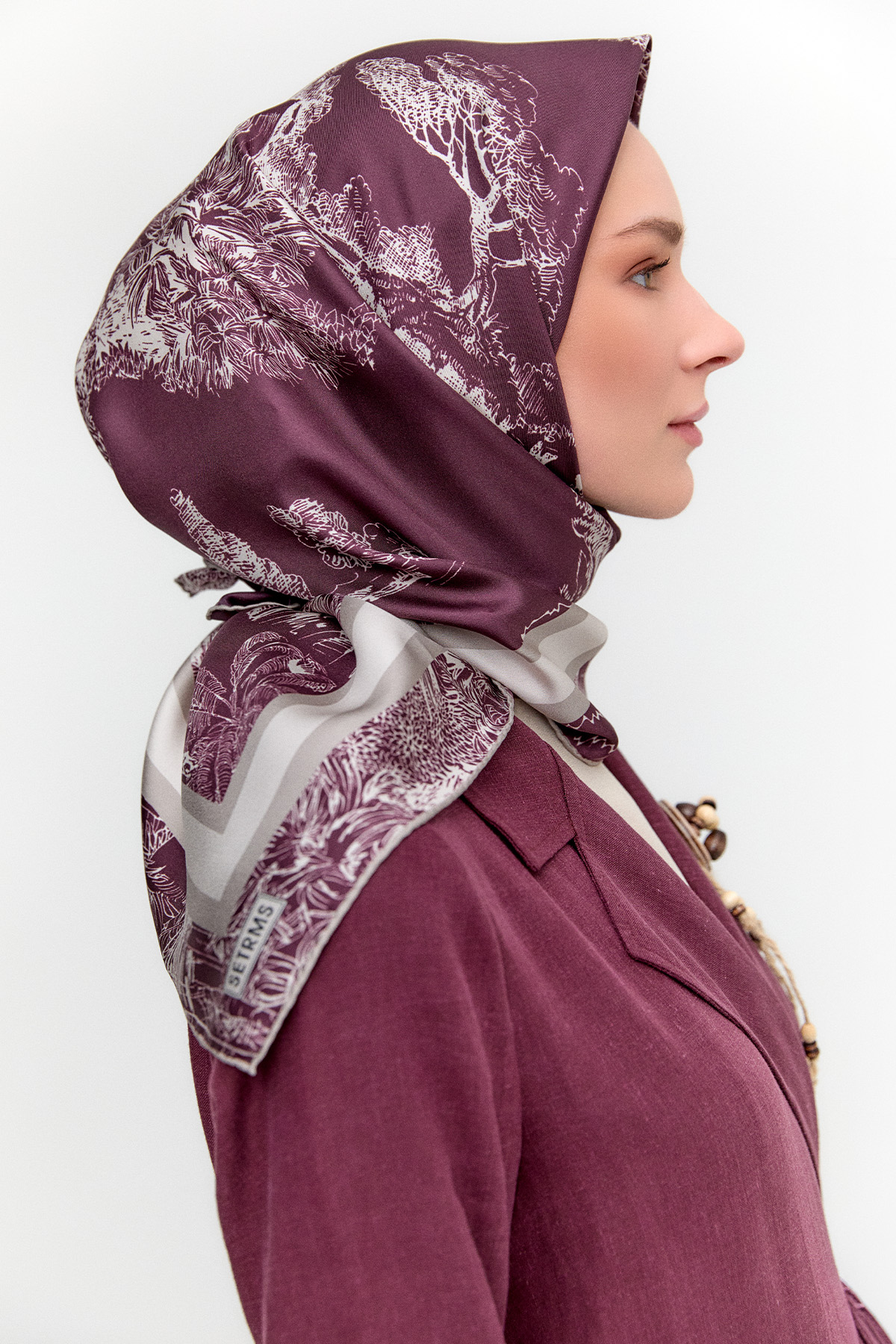 Doğa Desenli Twill İpek Eşarp, Tesettür Giyim