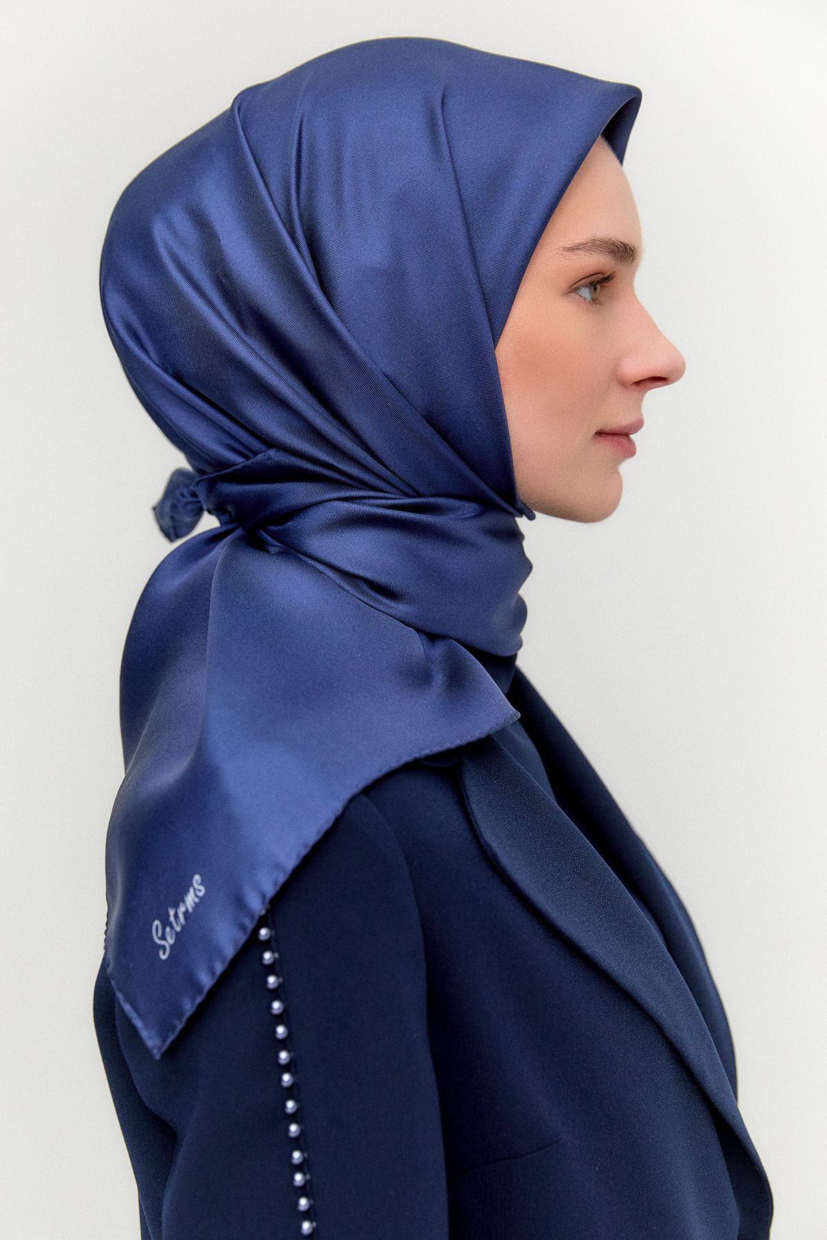 Düz Renk Sura İpek Eşarp, Tesettür Giyim