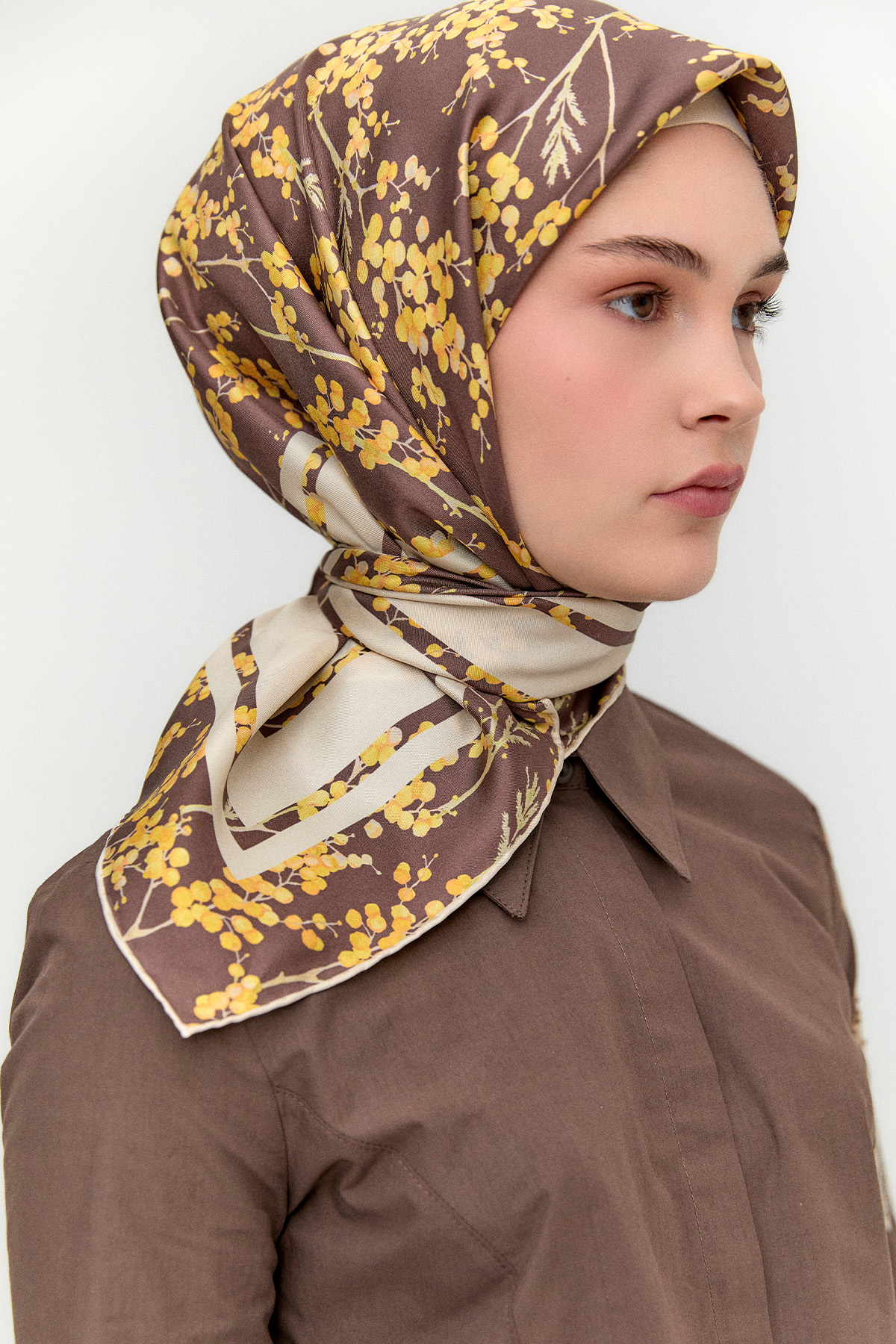 Bahar Desenli Twill İpek Eşarp, Tesettür Giyim